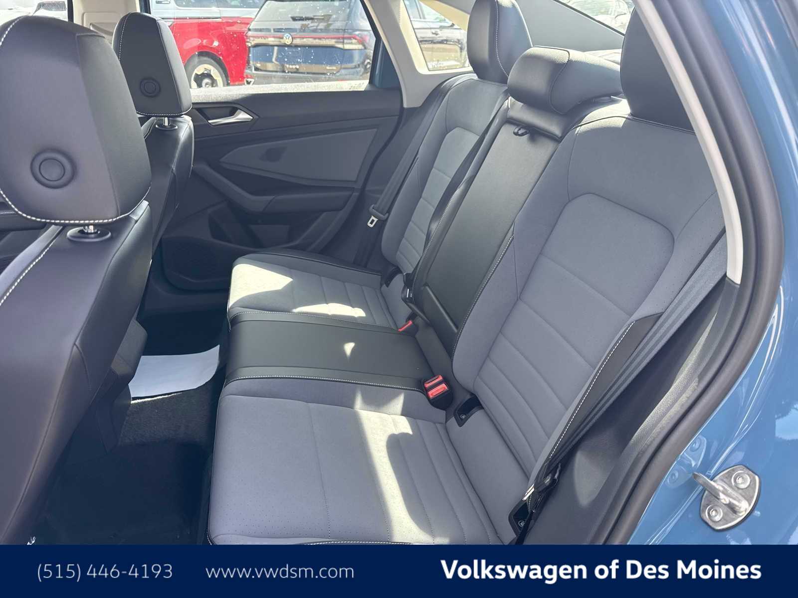 Thumbnail: 2026 Volkswagen Jetta - 12