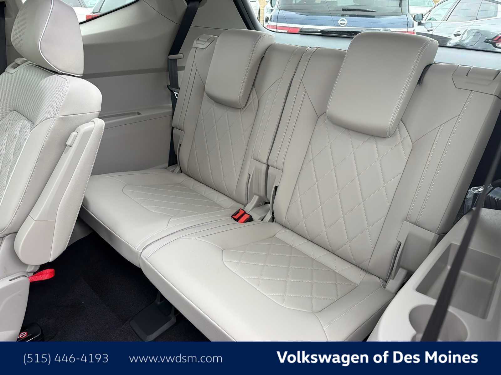 Thumbnail: 2026 Volkswagen Atlas - 14