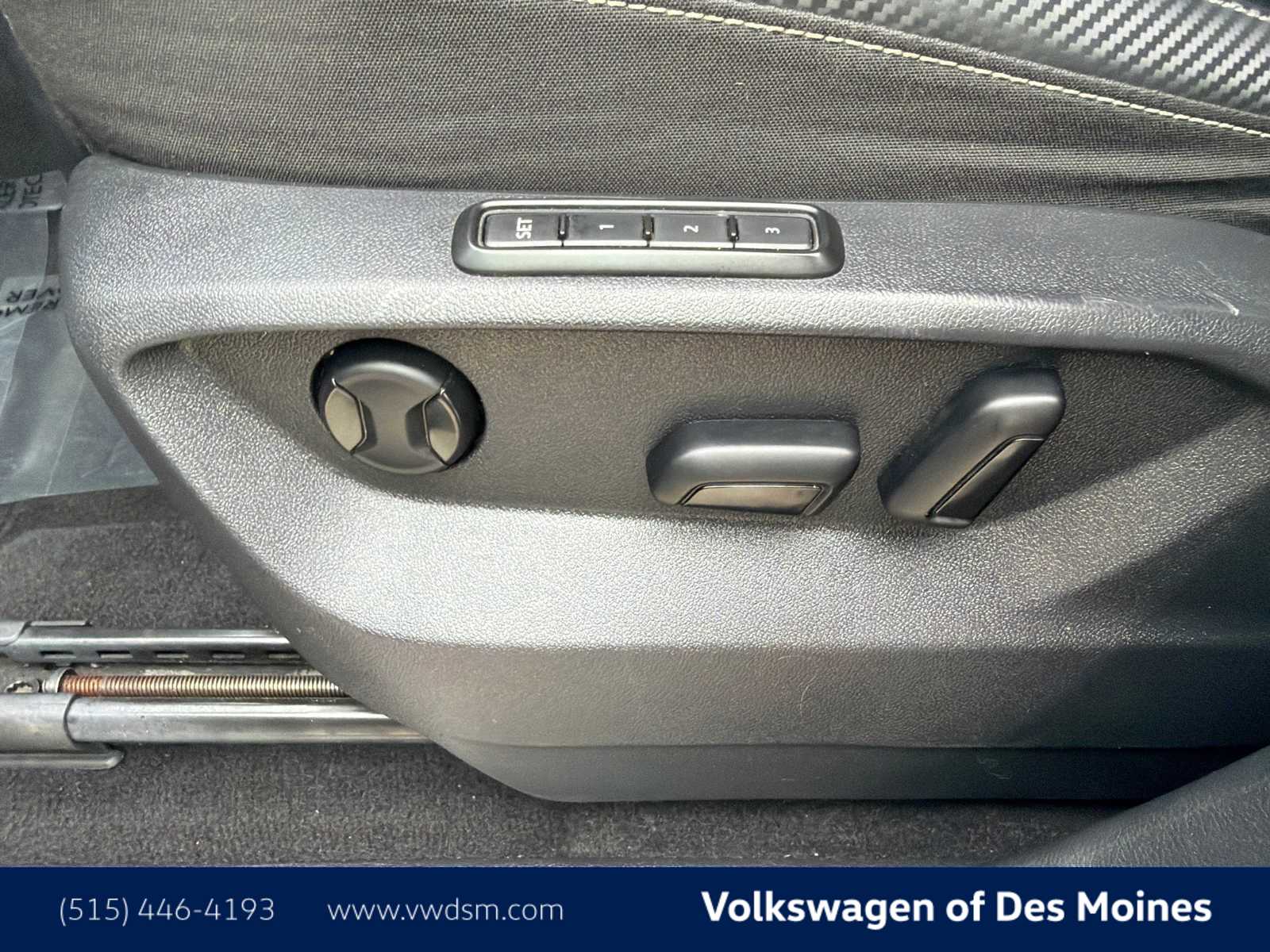 Thumbnail: 2022 Volkswagen Atlas - 23