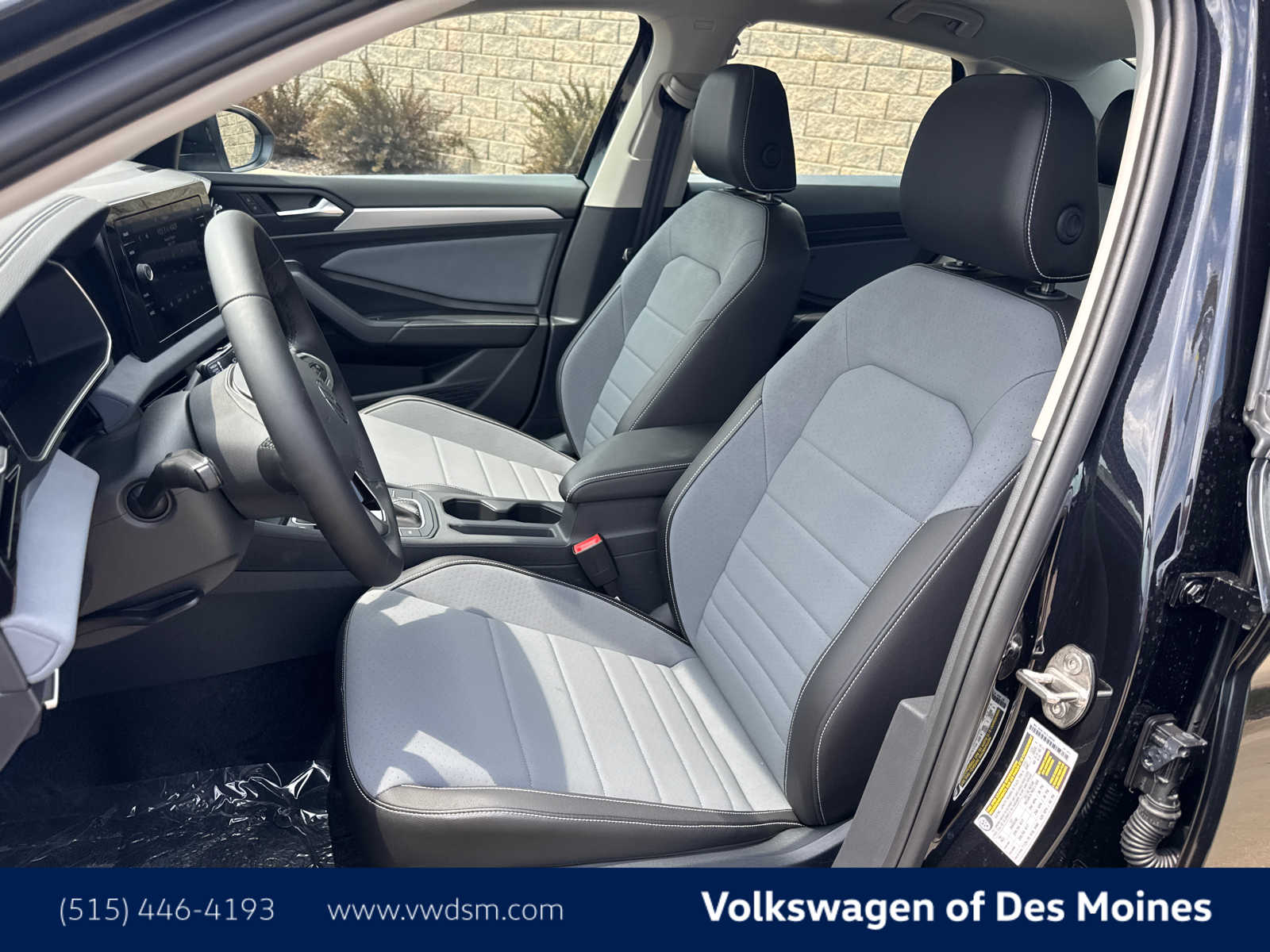 Thumbnail: 2025 Volkswagen Jetta - 11