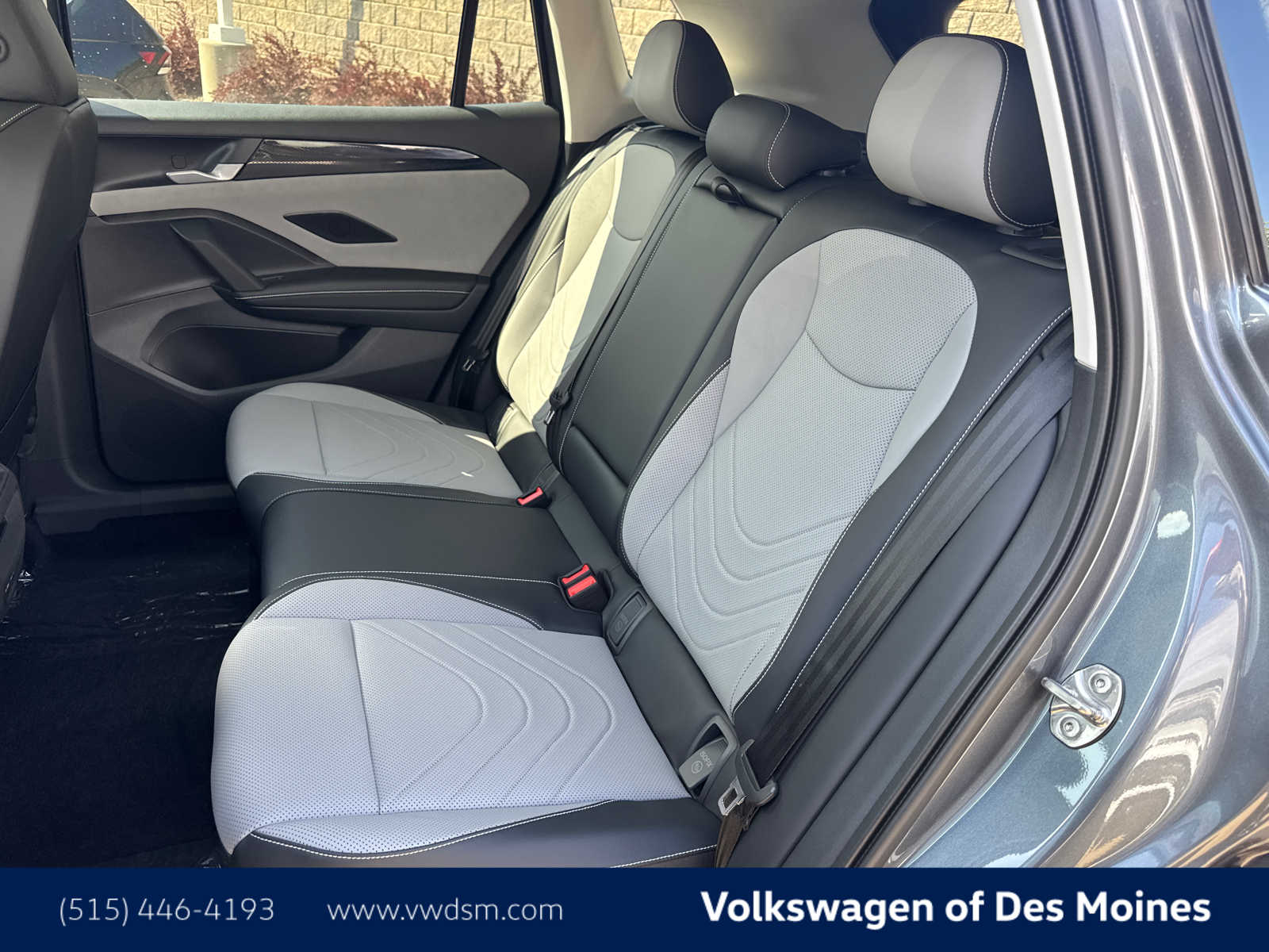 Thumbnail: 2025 Volkswagen Tiguan - 12