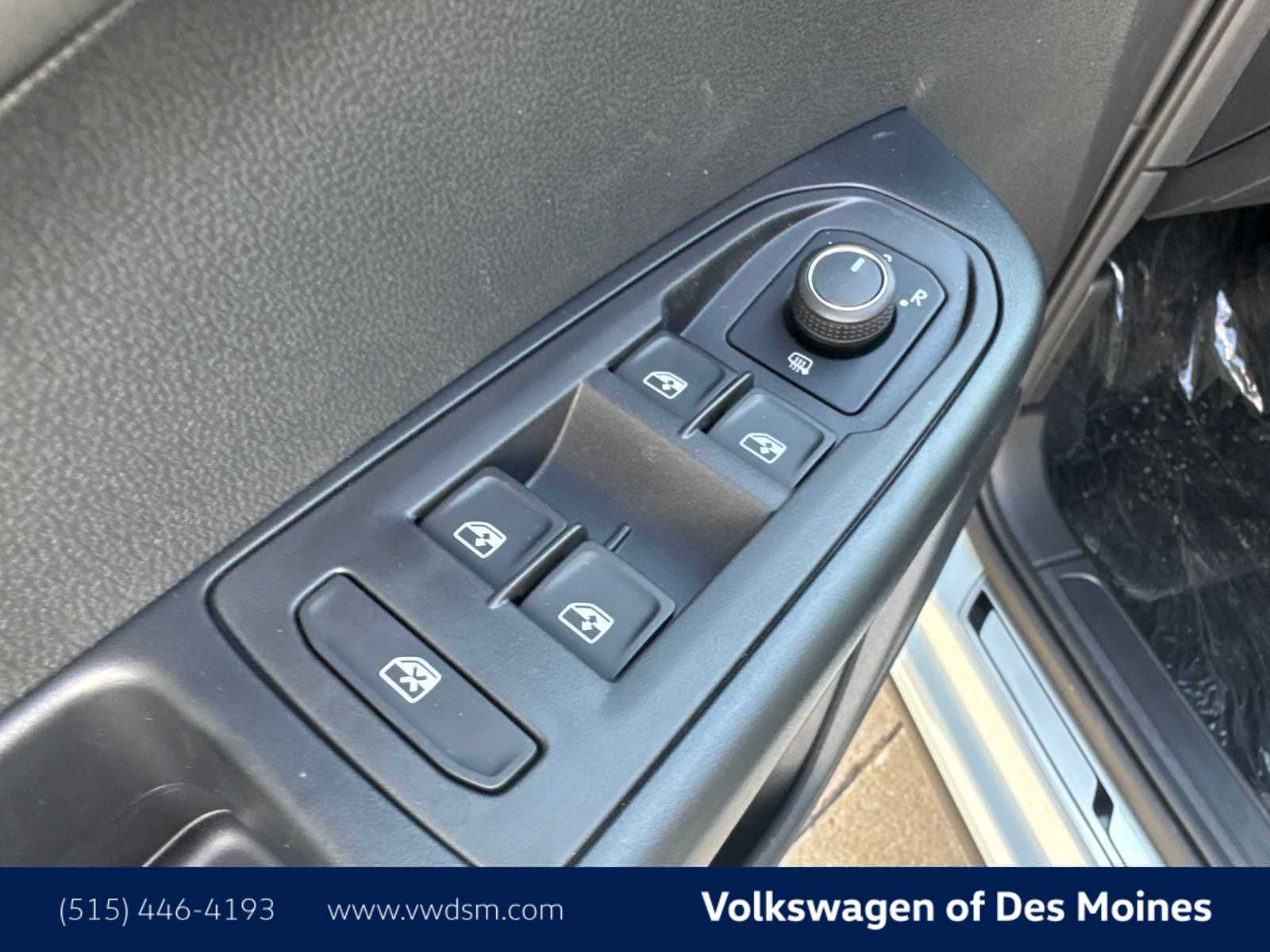 Thumbnail: 2025 Volkswagen Taos - 23