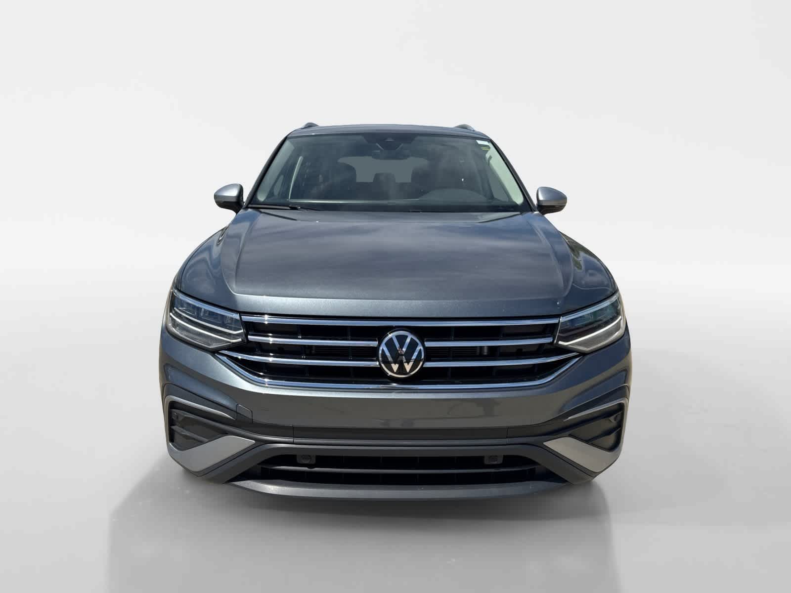 Thumbnail: 2024 Volkswagen Tiguan - 7