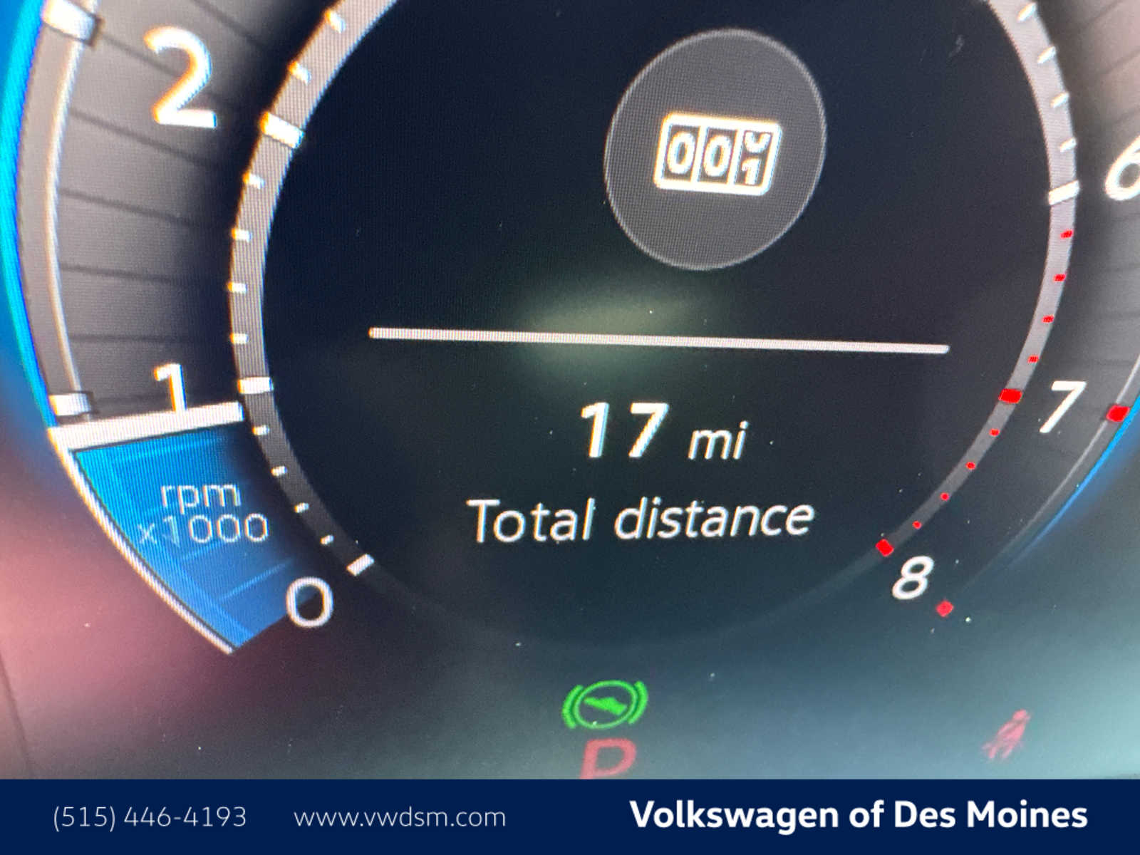 Thumbnail: 2025 Volkswagen Tiguan - 18