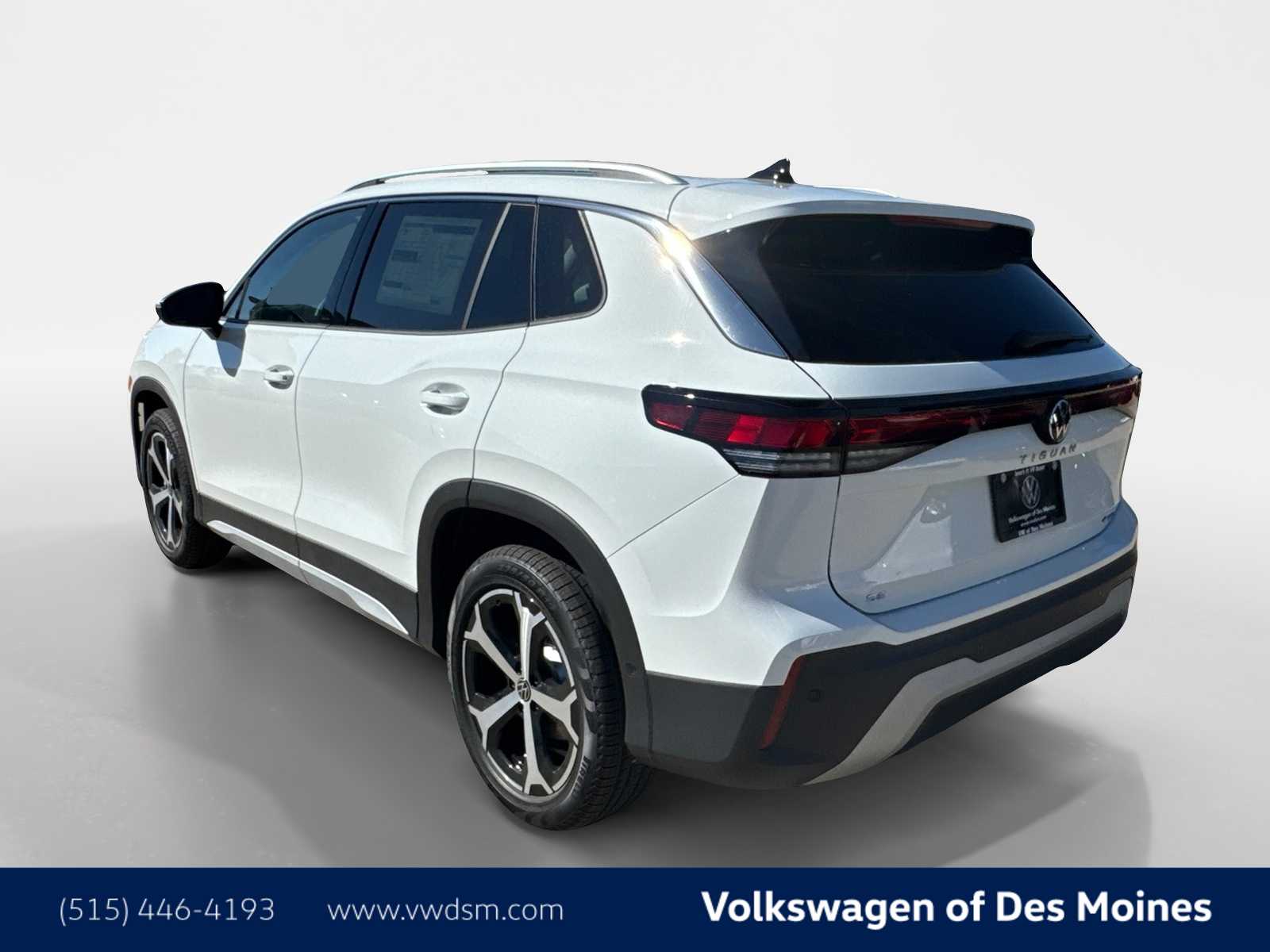 Thumbnail: 2025 Volkswagen Tiguan - 4