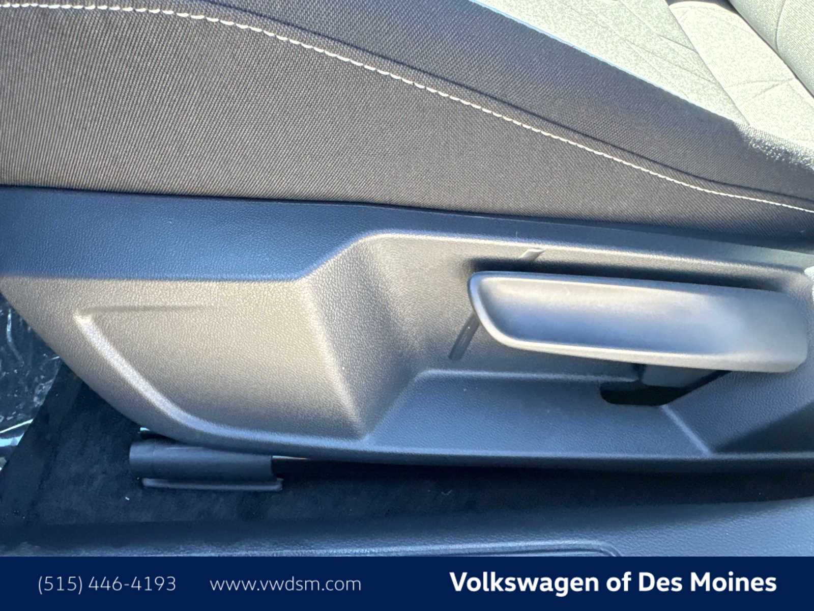 Thumbnail: 2026 Volkswagen Jetta - 23