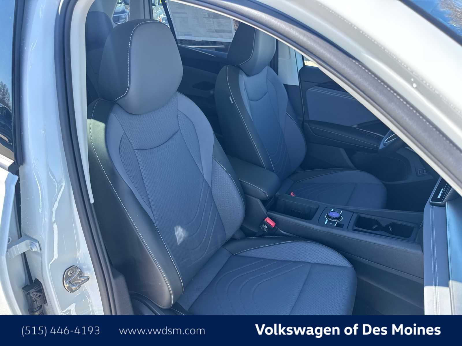 Thumbnail: 2026 Volkswagen Tiguan - 14