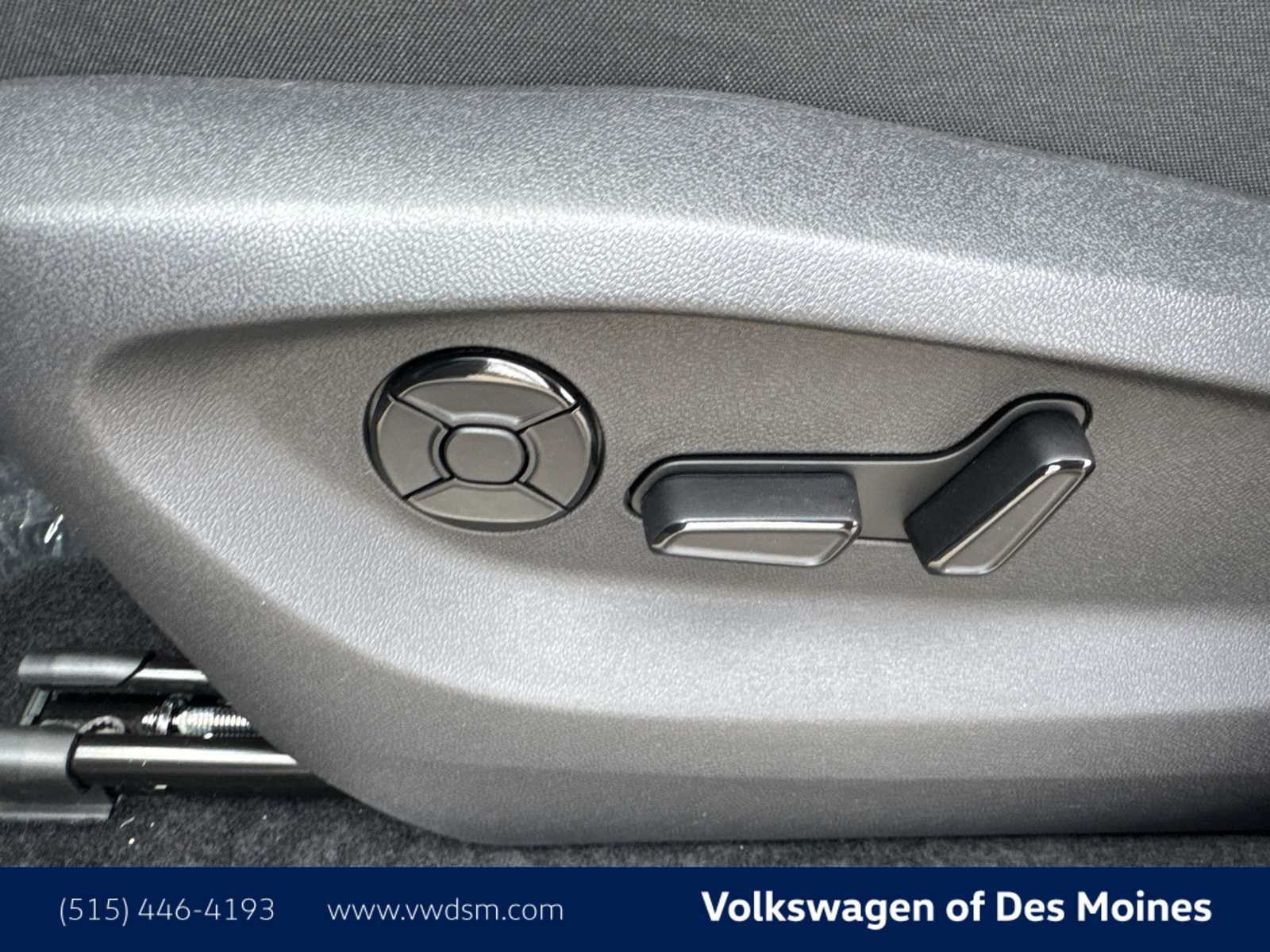 Thumbnail: 2026 Volkswagen Tiguan - 24