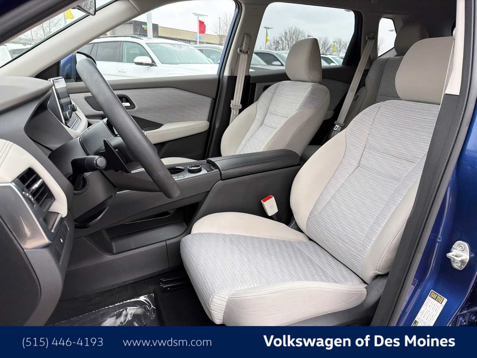 Thumbnail: 2023 Nissan Rogue - 10