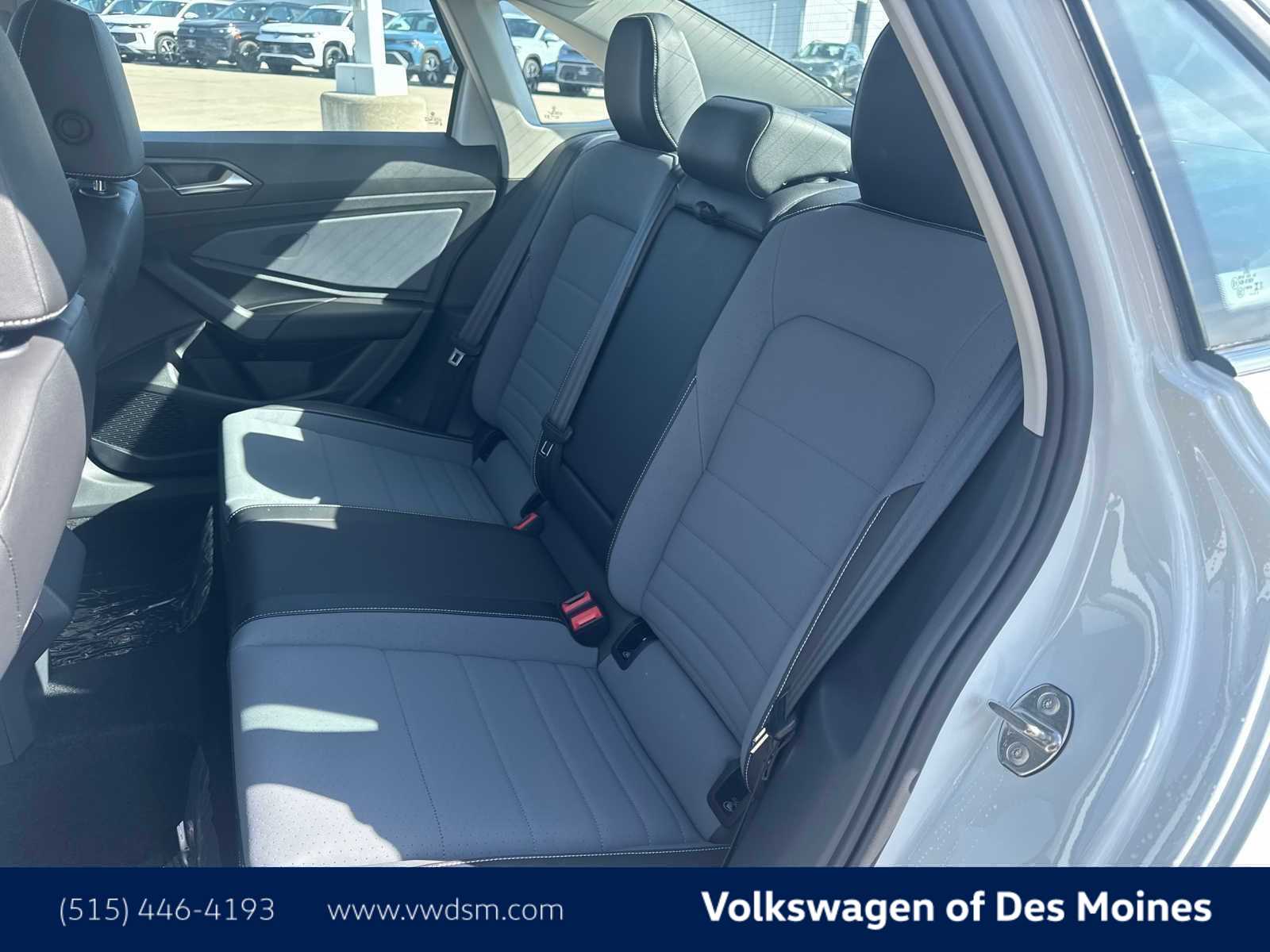 Thumbnail: 2026 Volkswagen Jetta - 12