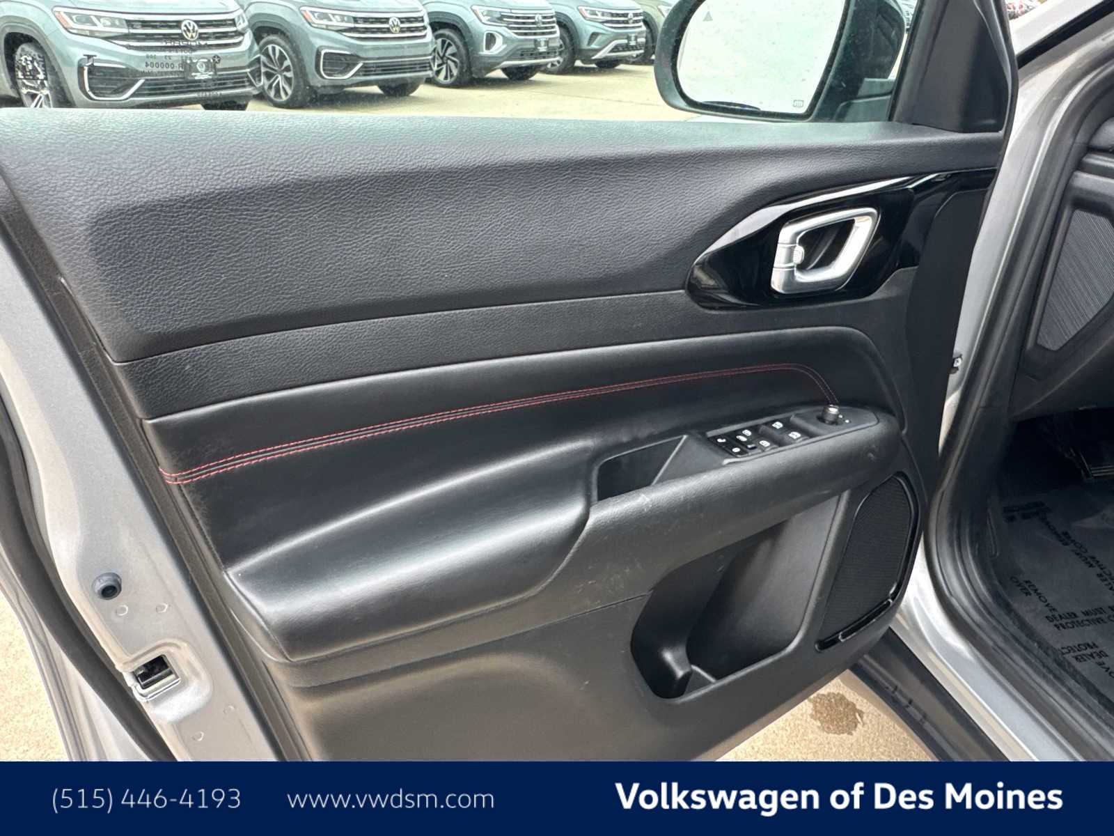 Thumbnail: 2023 Jeep Compass - 22