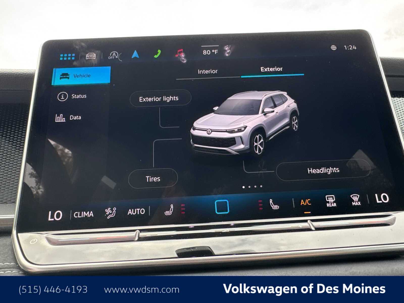 Thumbnail: 2025 Volkswagen Tiguan - 17