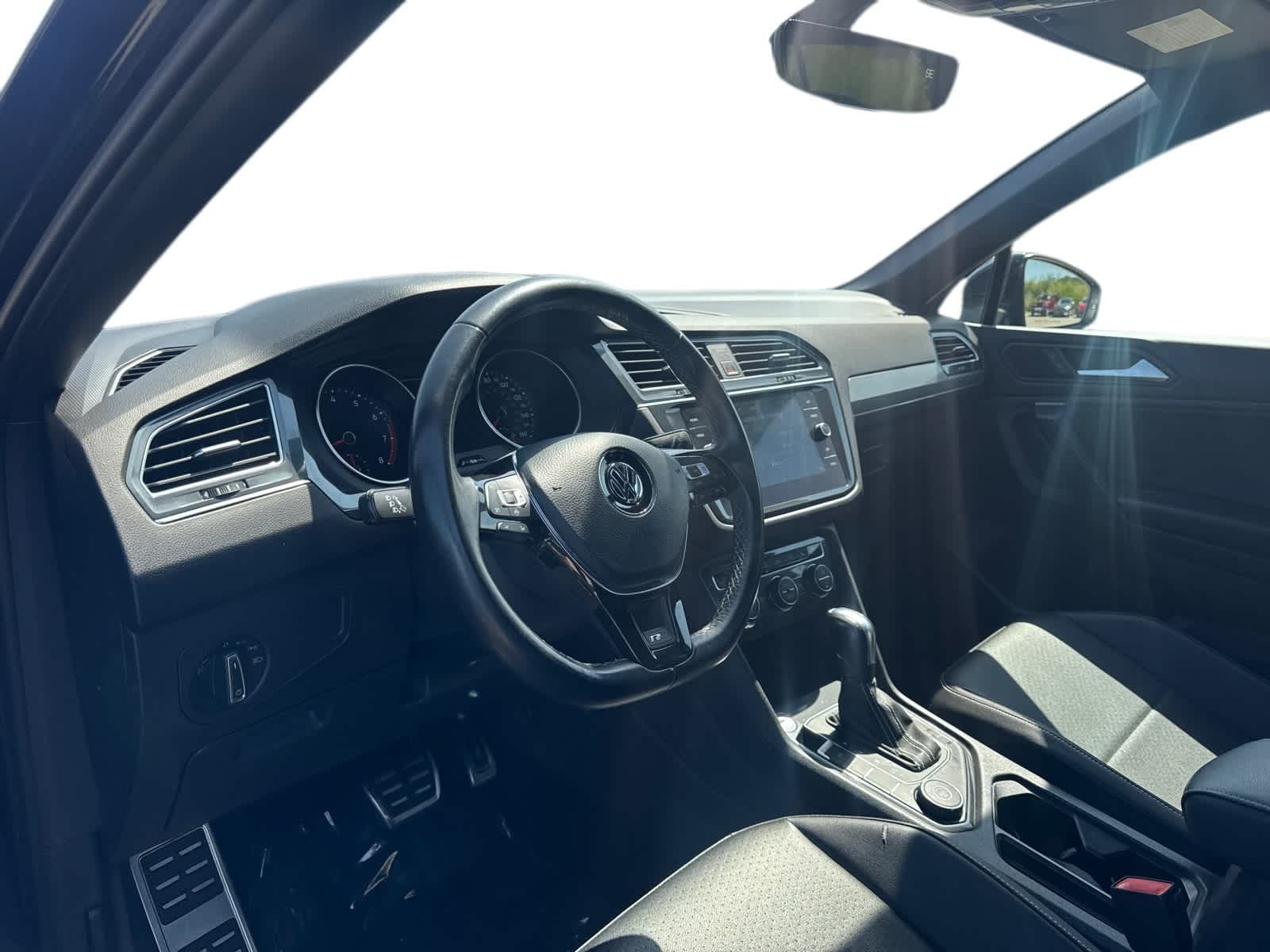 Thumbnail: 2021 Volkswagen Tiguan - 2