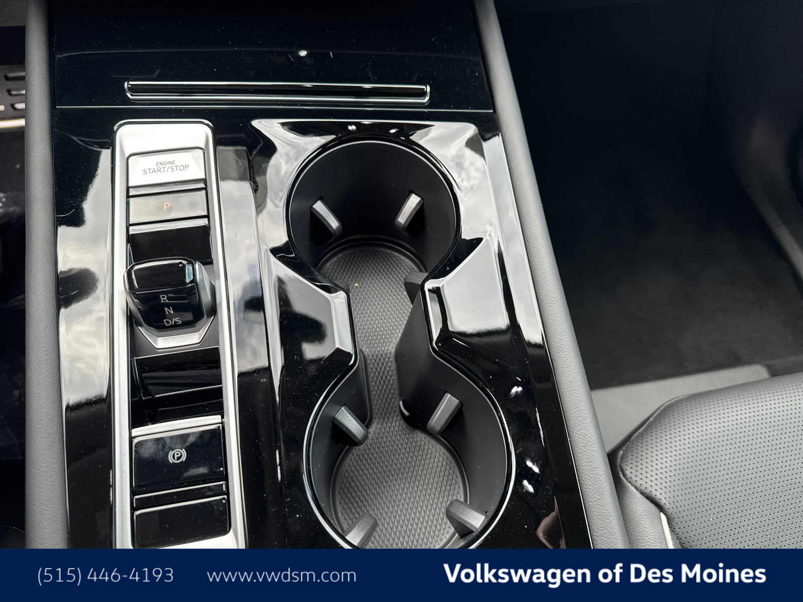 2025 Volkswagen Atlas SEL 17