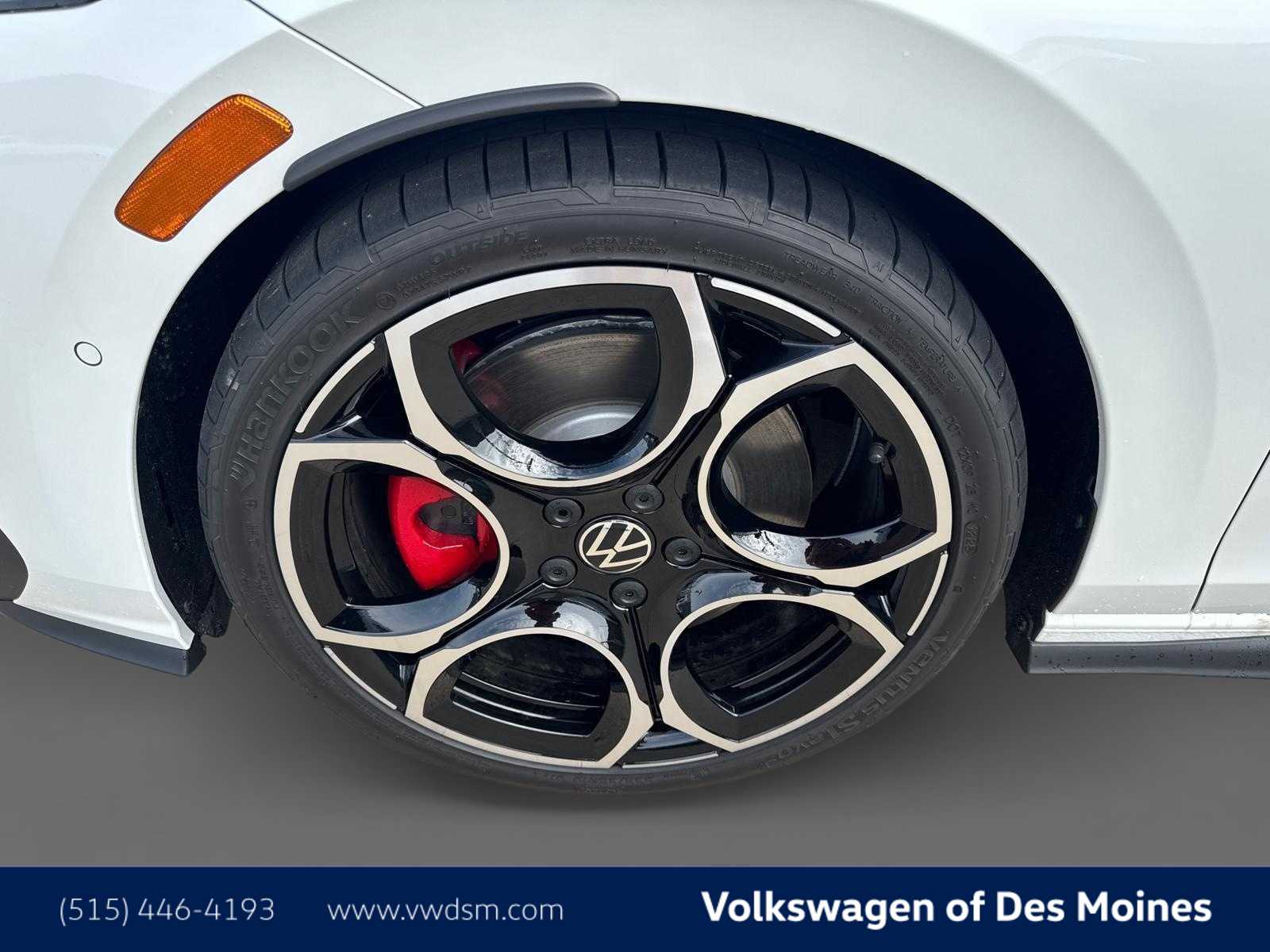 Thumbnail: 2025 Volkswagen Golf - 8