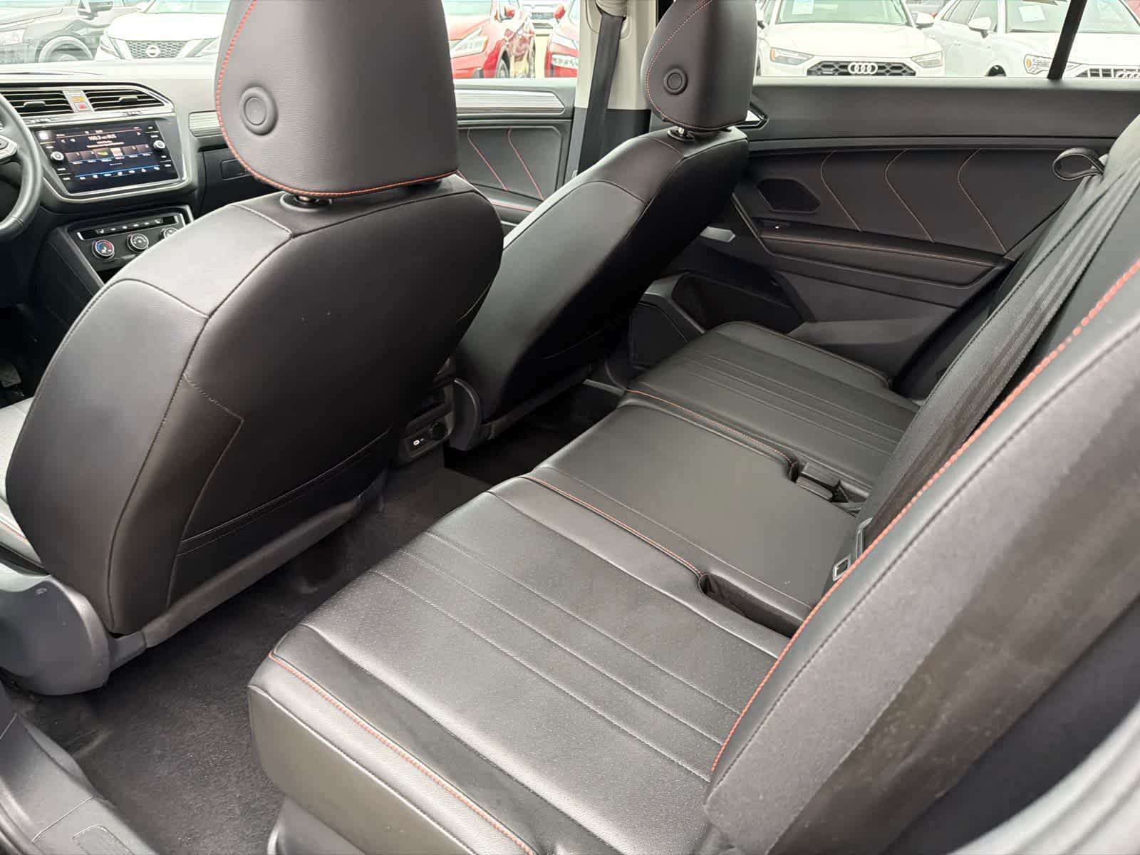 Thumbnail: 2024 Volkswagen Tiguan - 13