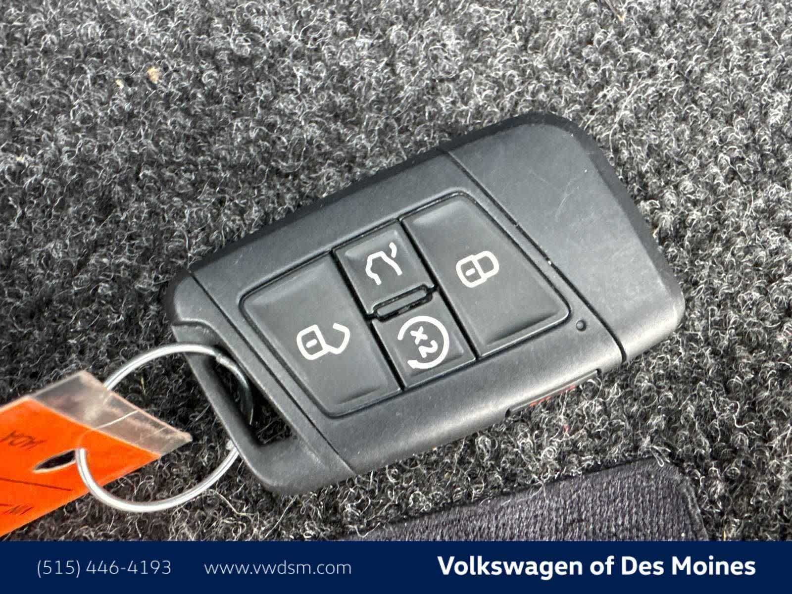 Thumbnail: 2022 Volkswagen Tiguan - 20