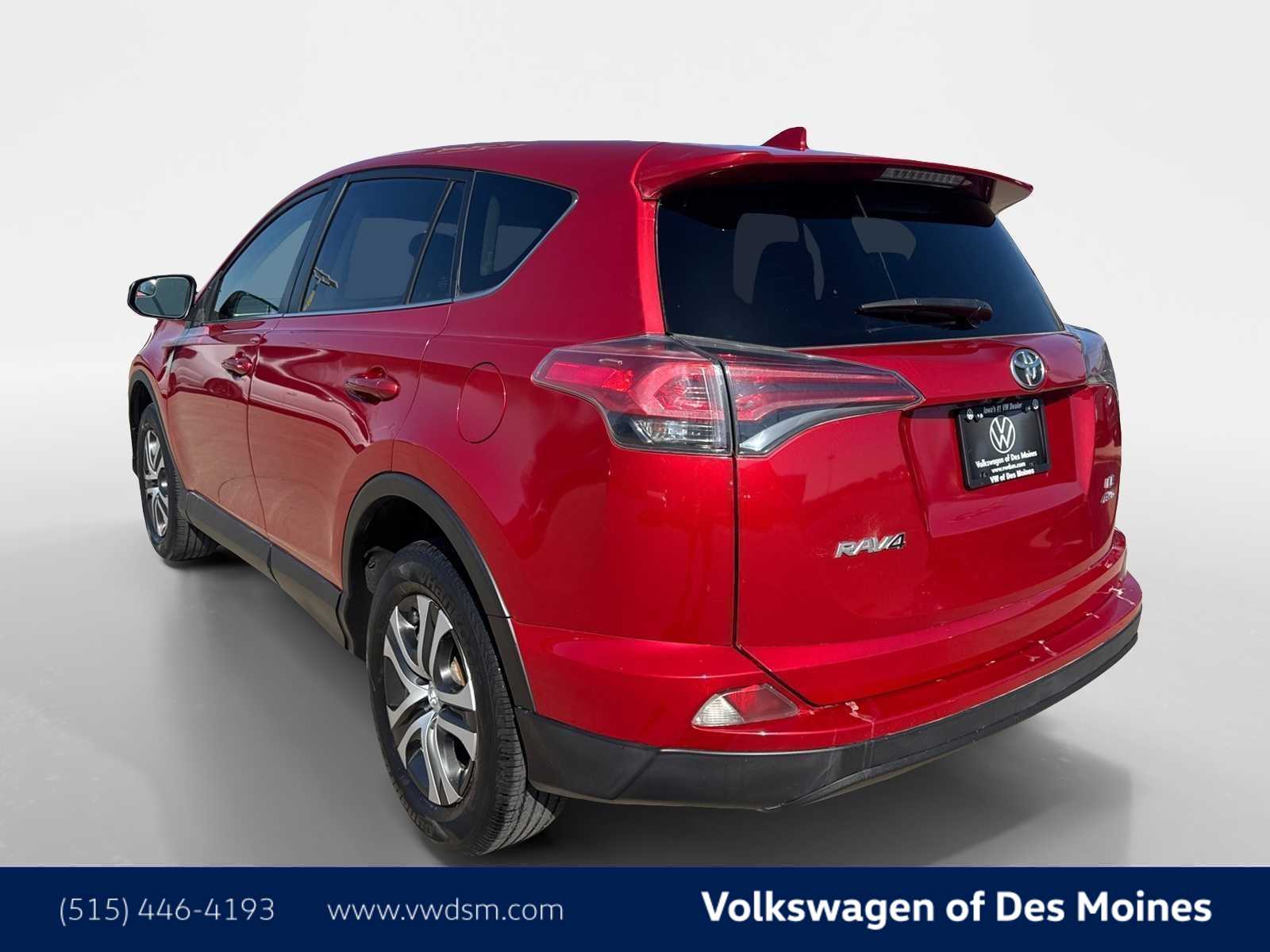 Thumbnail: 2016 Toyota RAV4 - 4