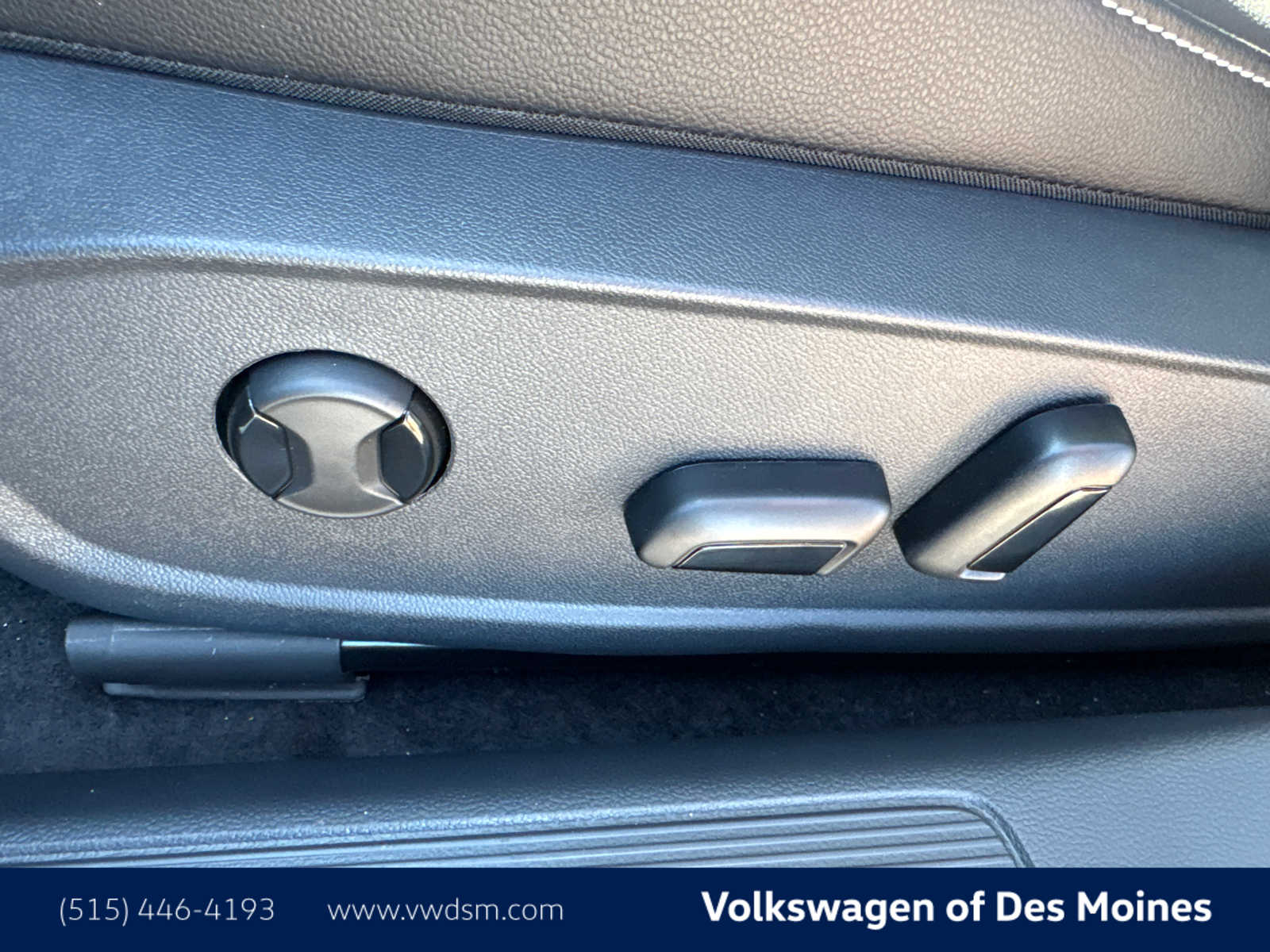 Thumbnail: 2025 Volkswagen Jetta - 24