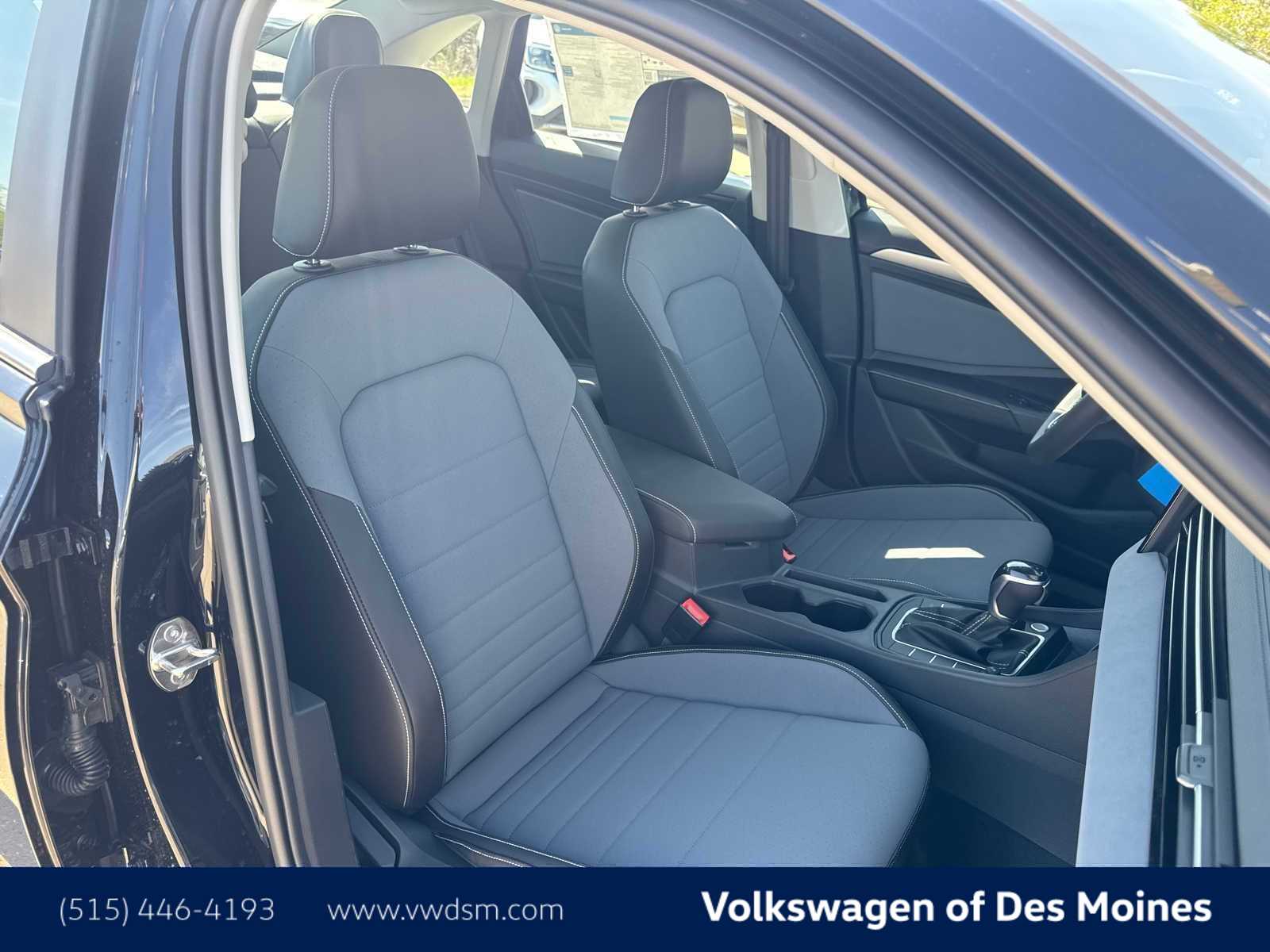 Thumbnail: 2026 Volkswagen Jetta - 14