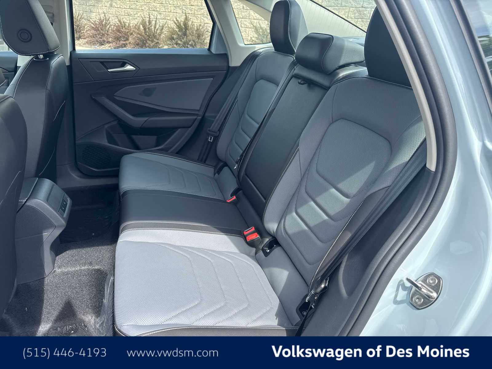 Thumbnail: 2025 Volkswagen Jetta - 12