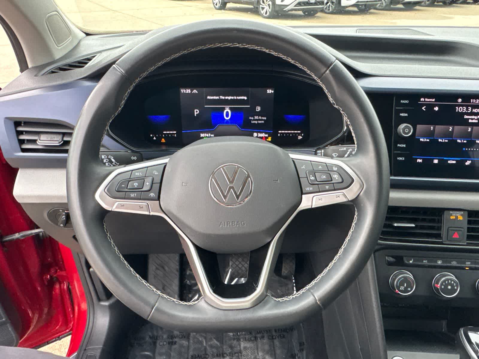 Thumbnail: 2022 Volkswagen Taos - 15