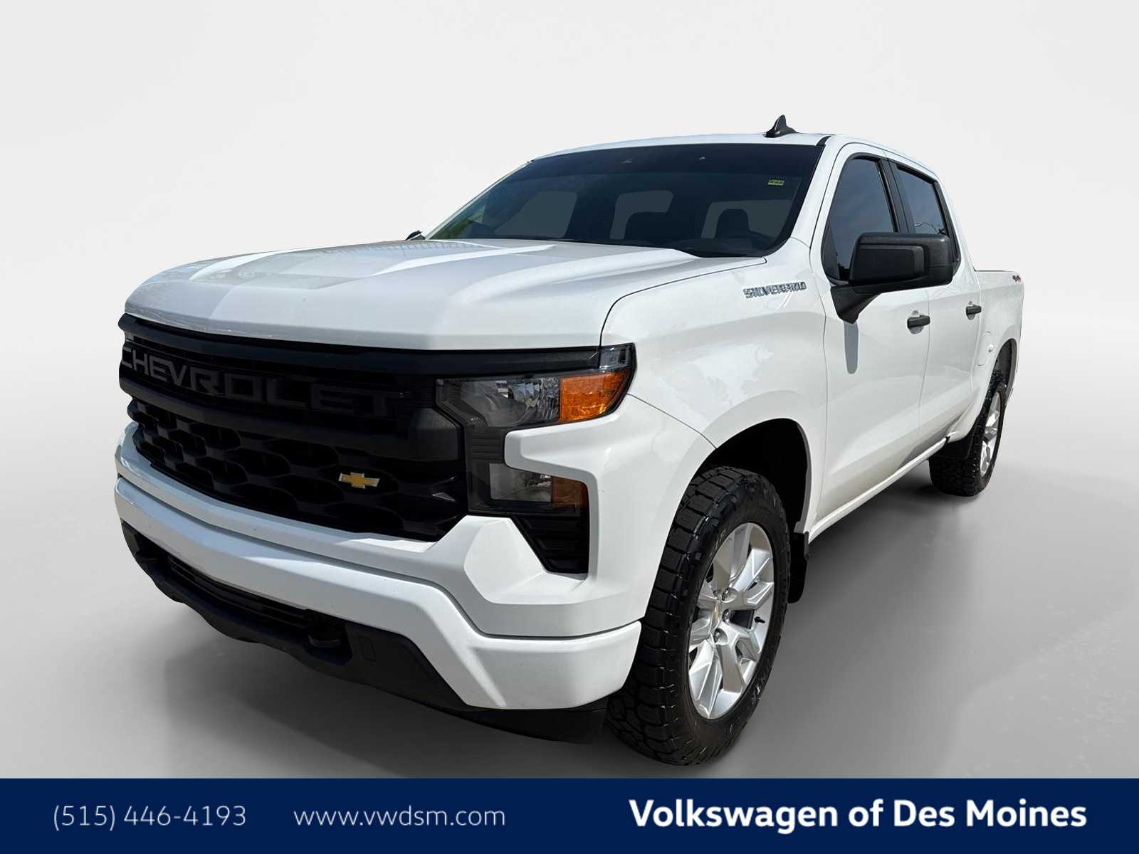2022 Chevrolet Silverado 1500 Custom Hero Image