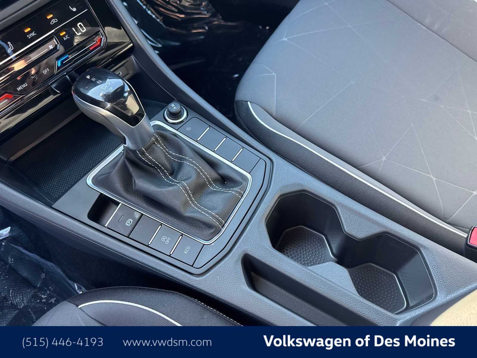 Thumbnail: 2026 Volkswagen Jetta - 17