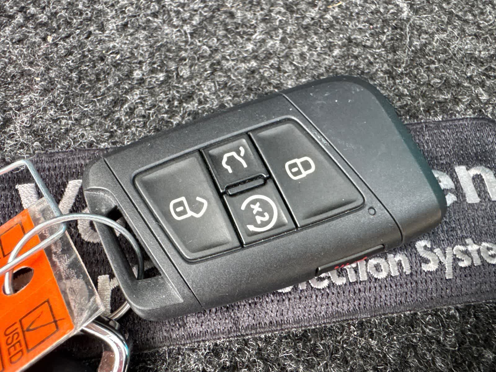 Thumbnail: 2022 Volkswagen Tiguan - 20