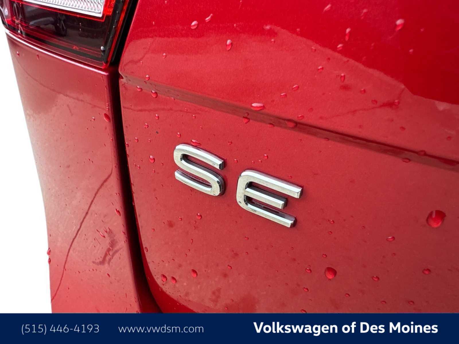 Thumbnail: 2022 Volkswagen Tiguan - 6