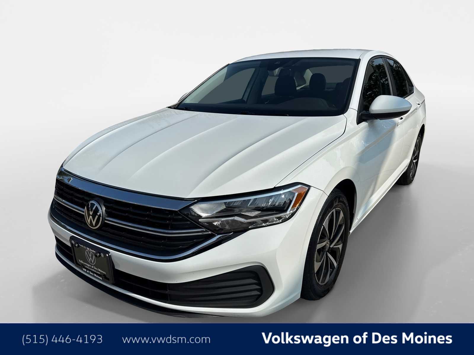 Thumbnail: 2024 Volkswagen Jetta - 1