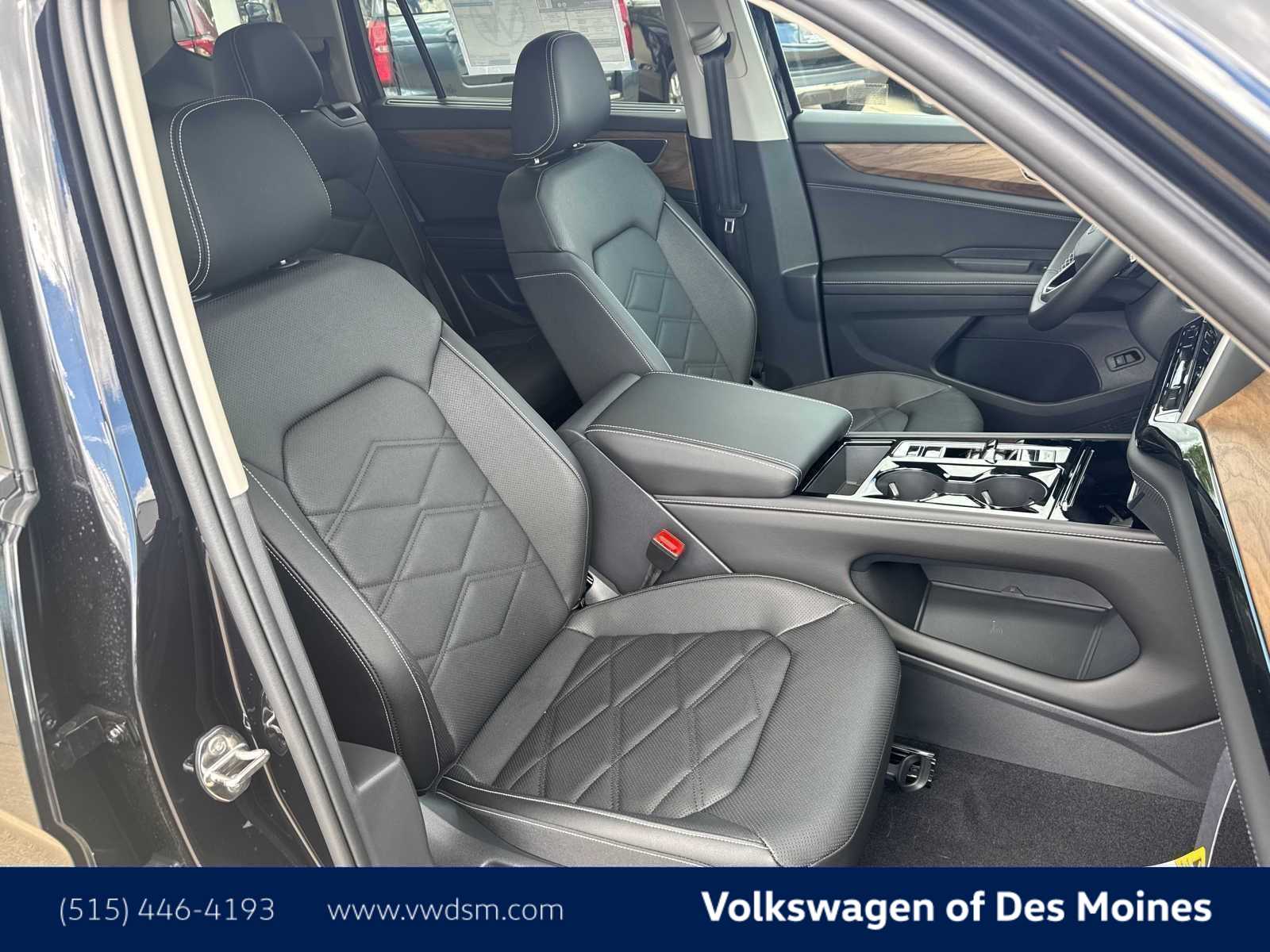 Thumbnail: 2026 Volkswagen Atlas - 16