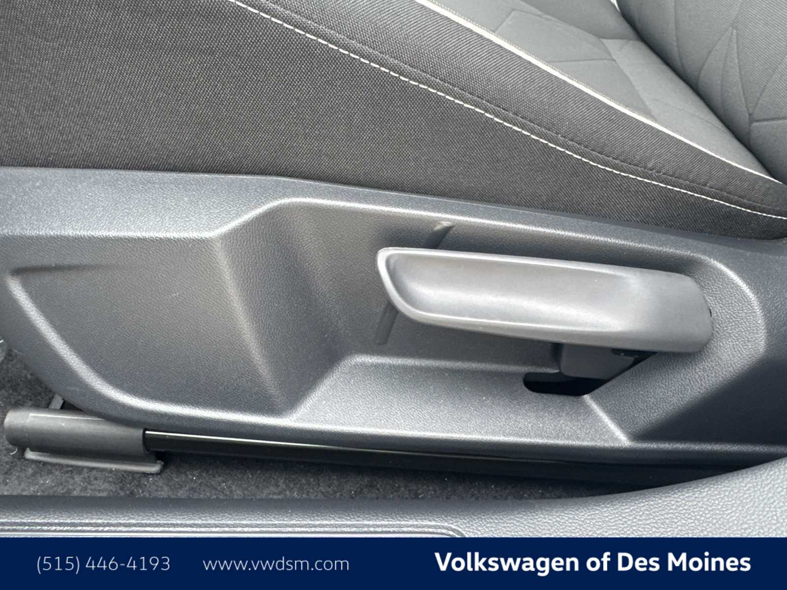 Thumbnail: 2026 Volkswagen Jetta - 24