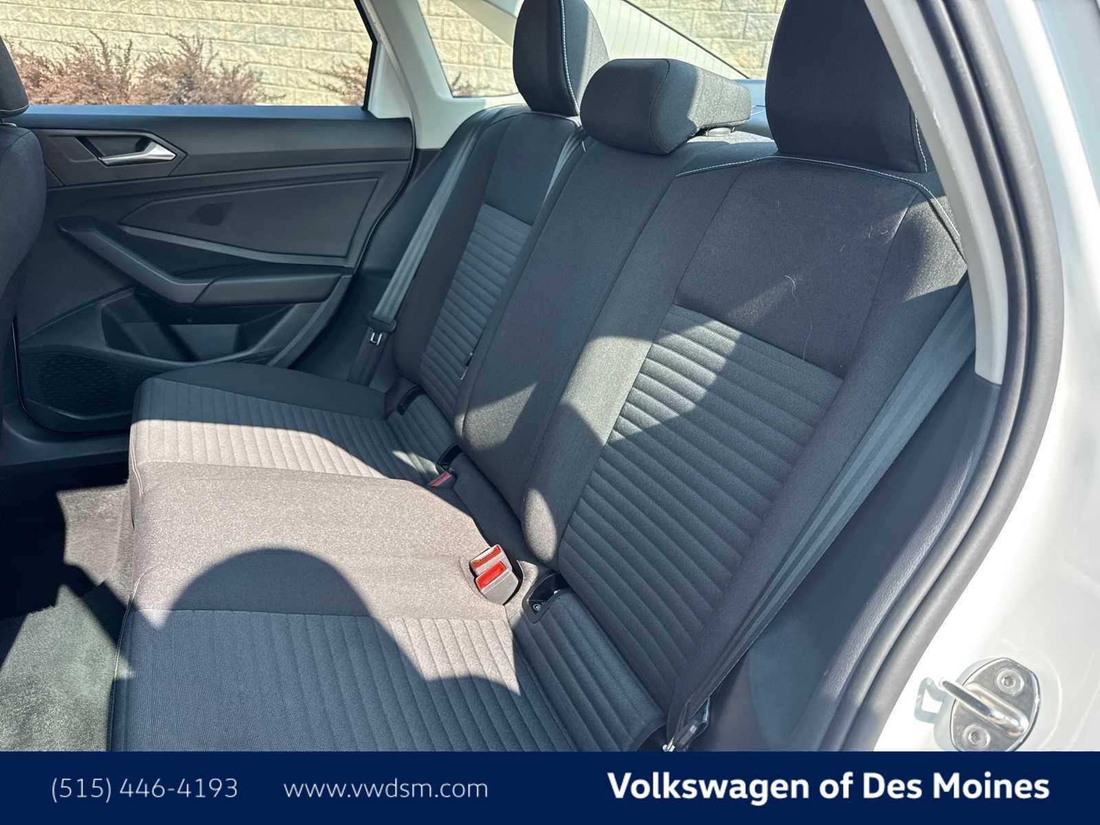 Thumbnail: 2024 Volkswagen Jetta - 13