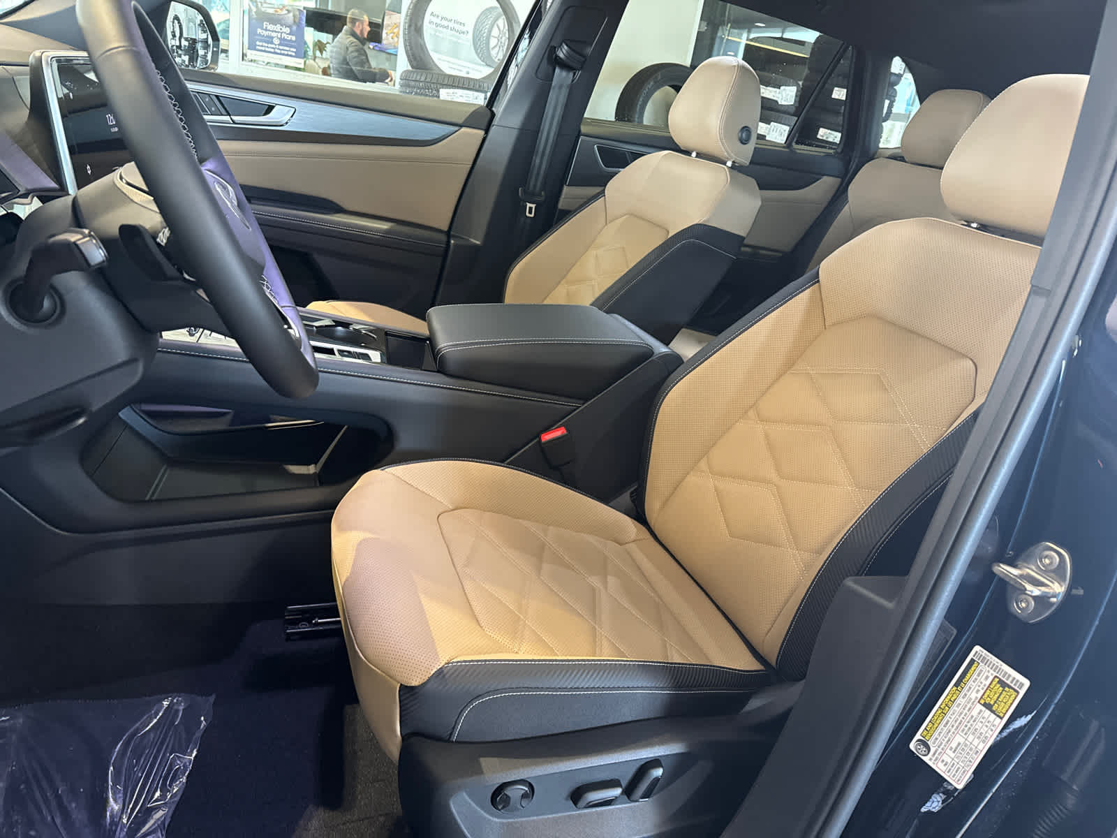 Thumbnail: 2025 Volkswagen Atlas - 11