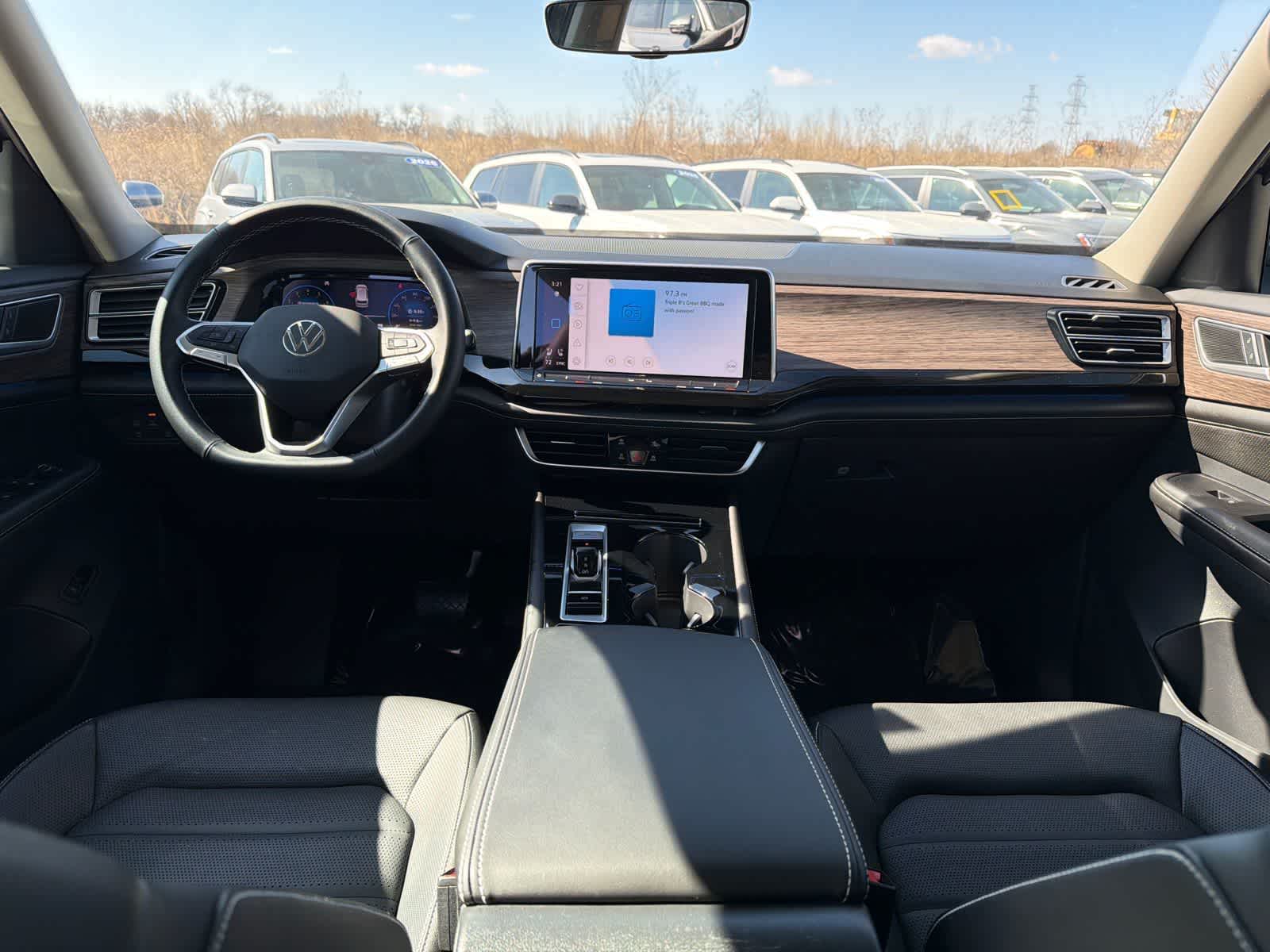 Thumbnail: 2025 Volkswagen Atlas - 10