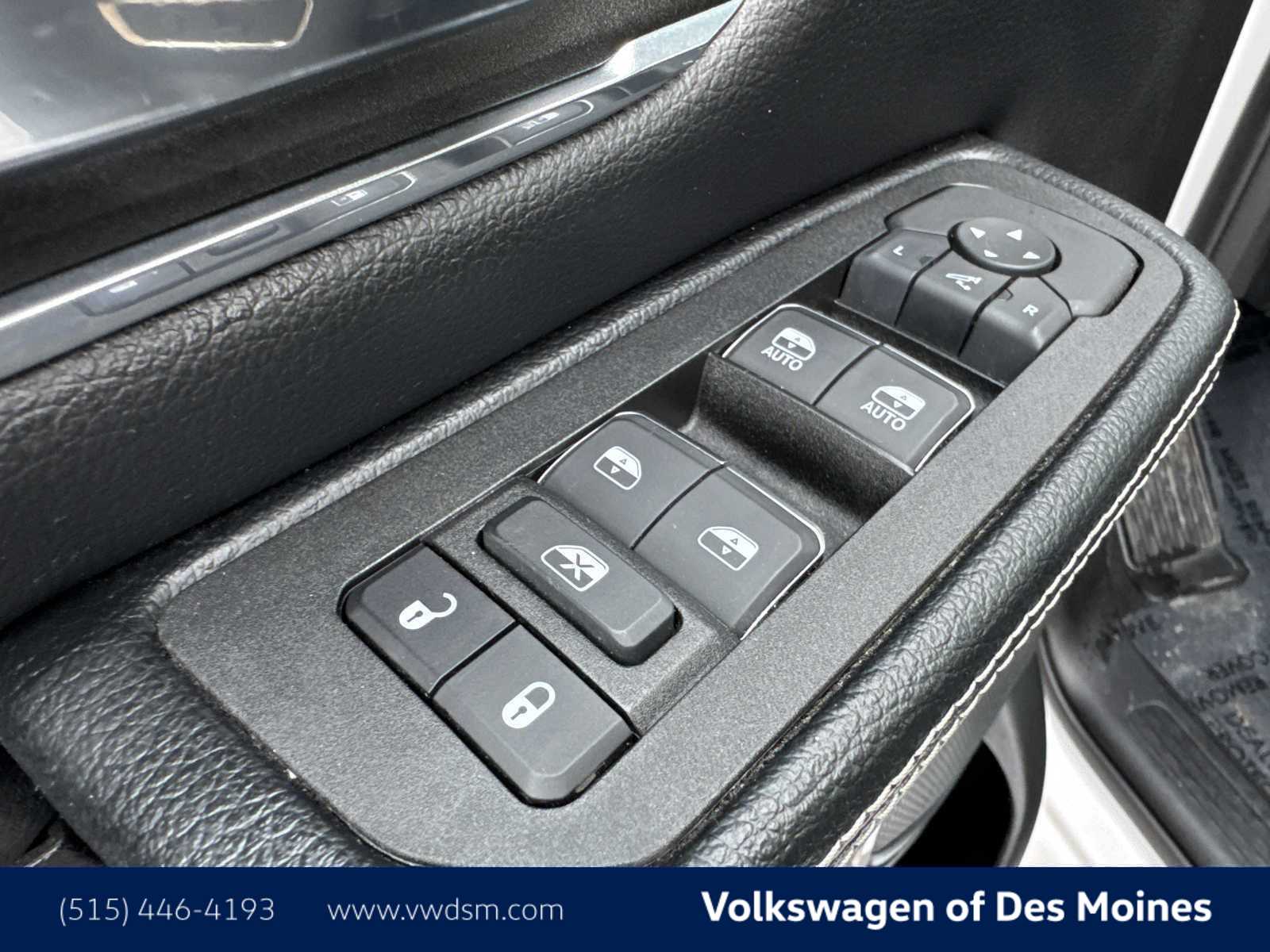 Thumbnail: 2025 RAM 1500 - 23