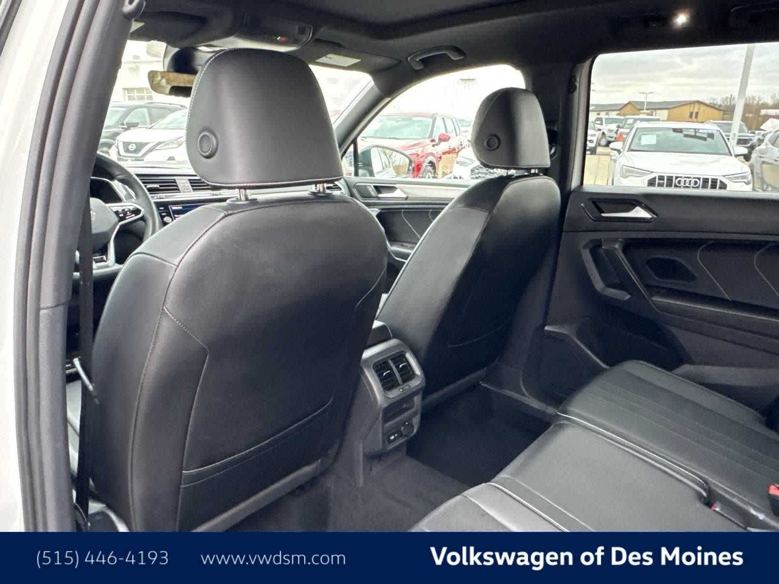 Thumbnail: 2022 Volkswagen Tiguan - 13