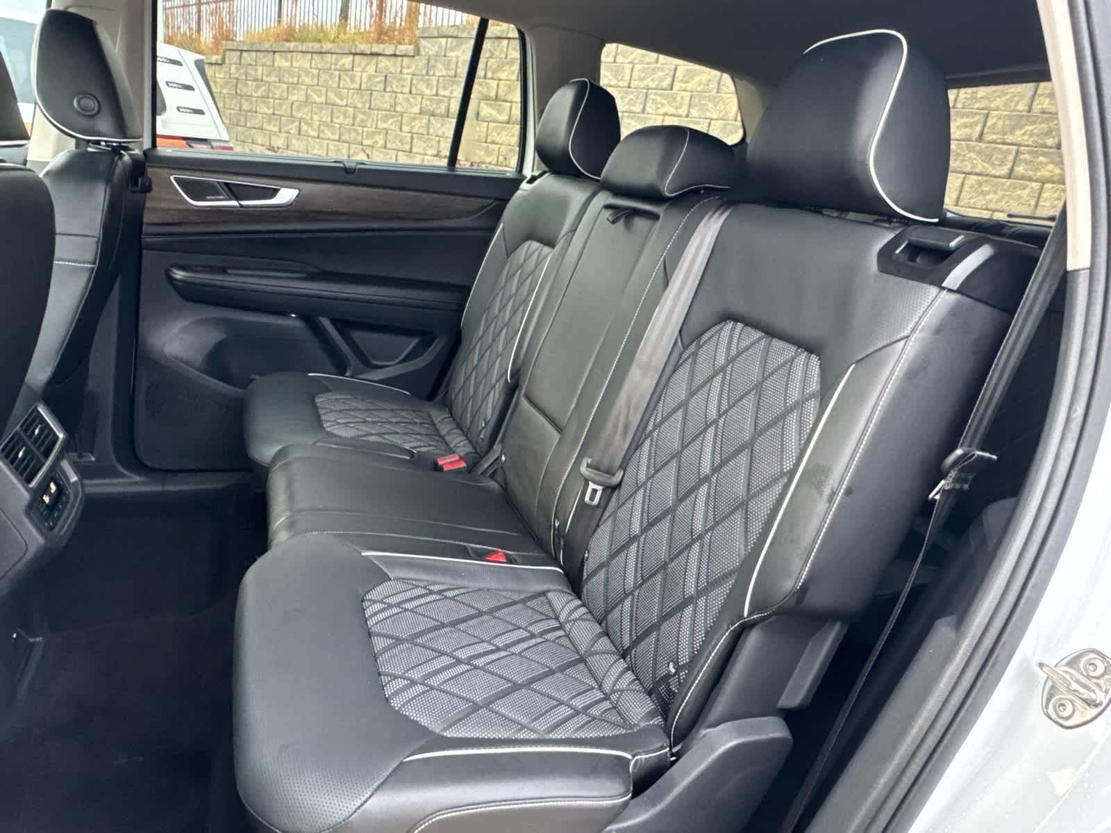 Thumbnail: 2024 Volkswagen Atlas - 12