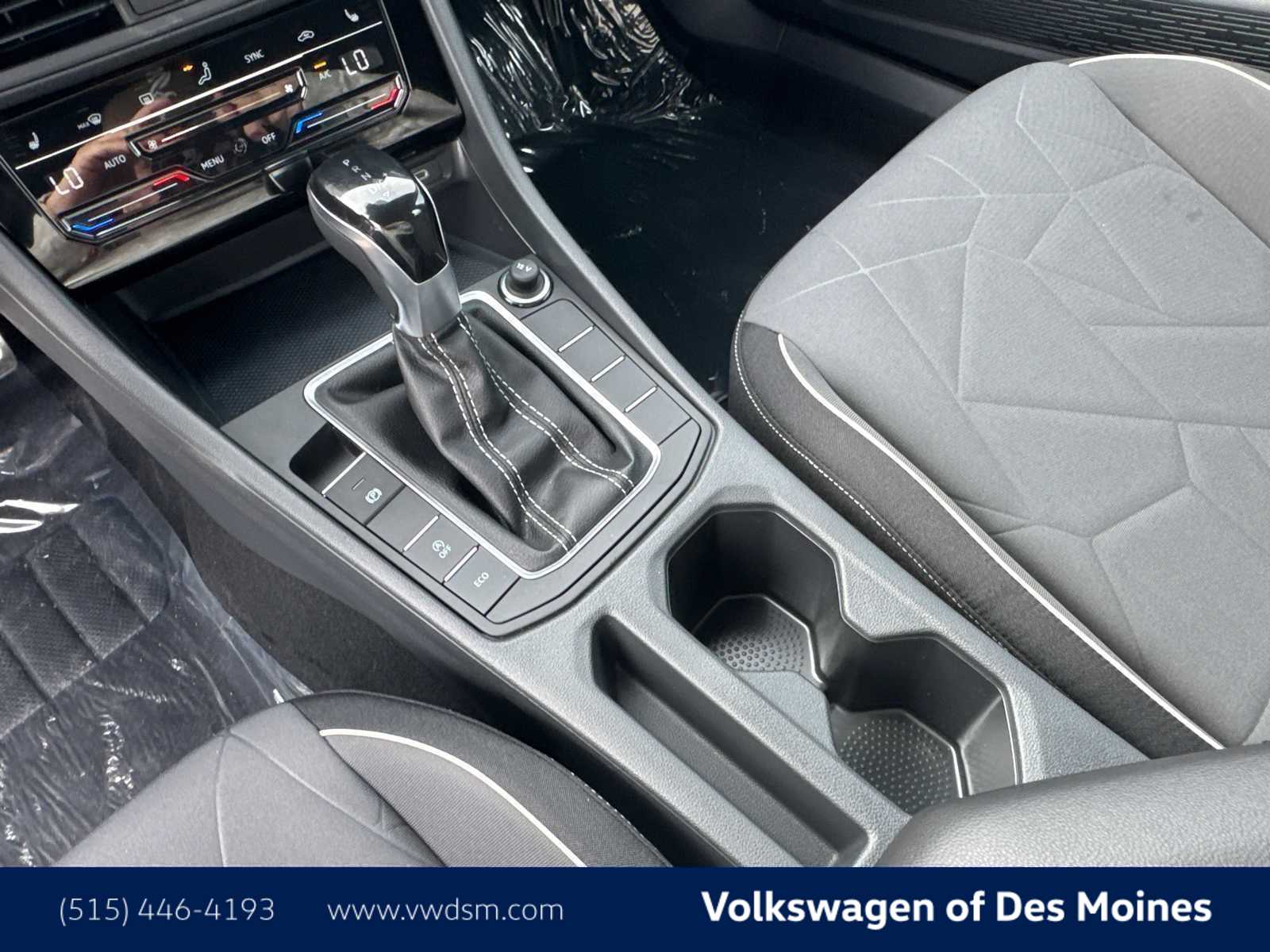 Thumbnail: 2026 Volkswagen Jetta - 16