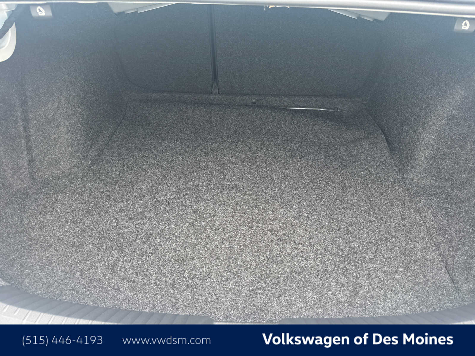 Thumbnail: 2025 Volkswagen Jetta - 19