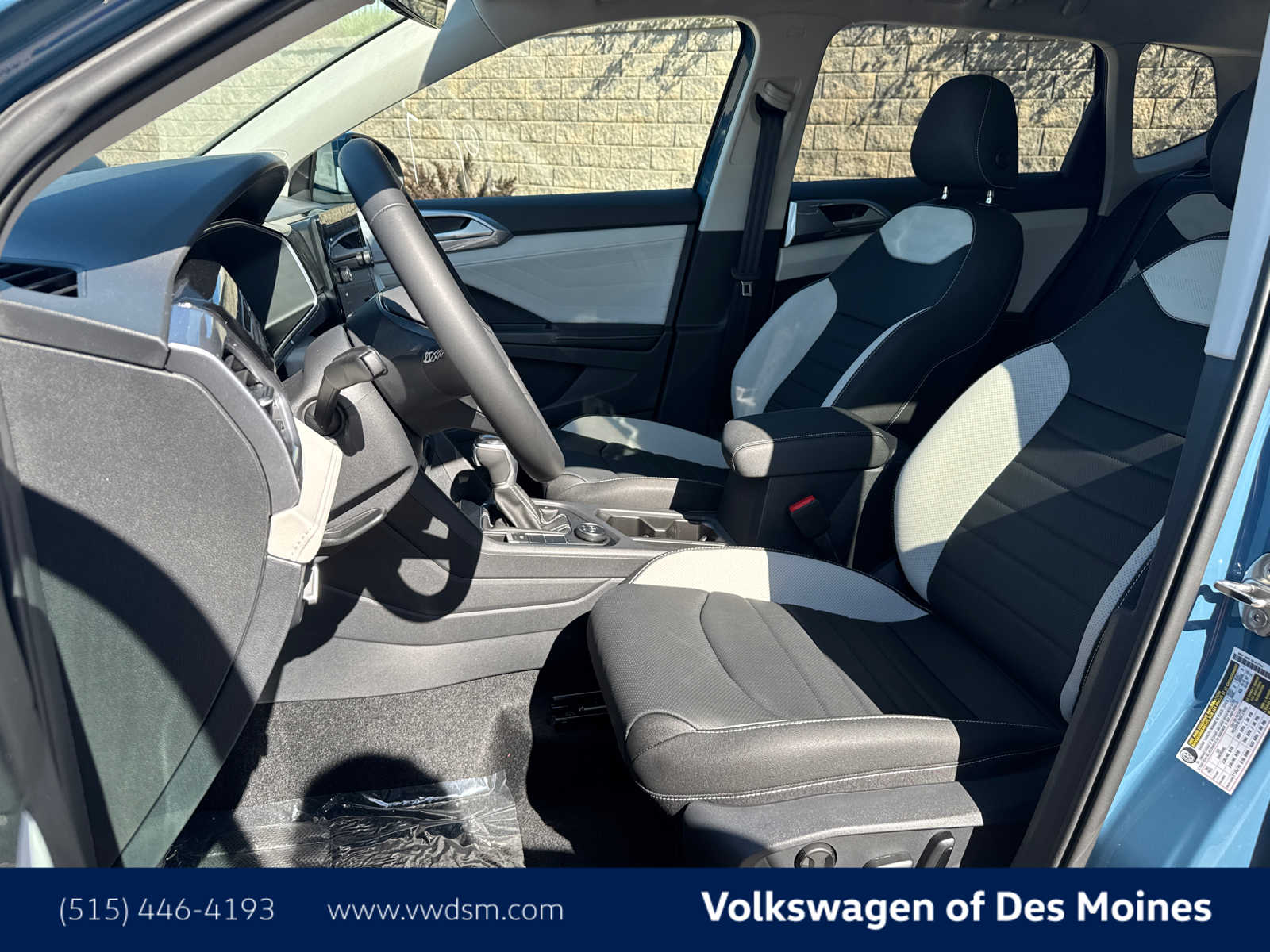 Thumbnail: 2025 Volkswagen Taos - 10