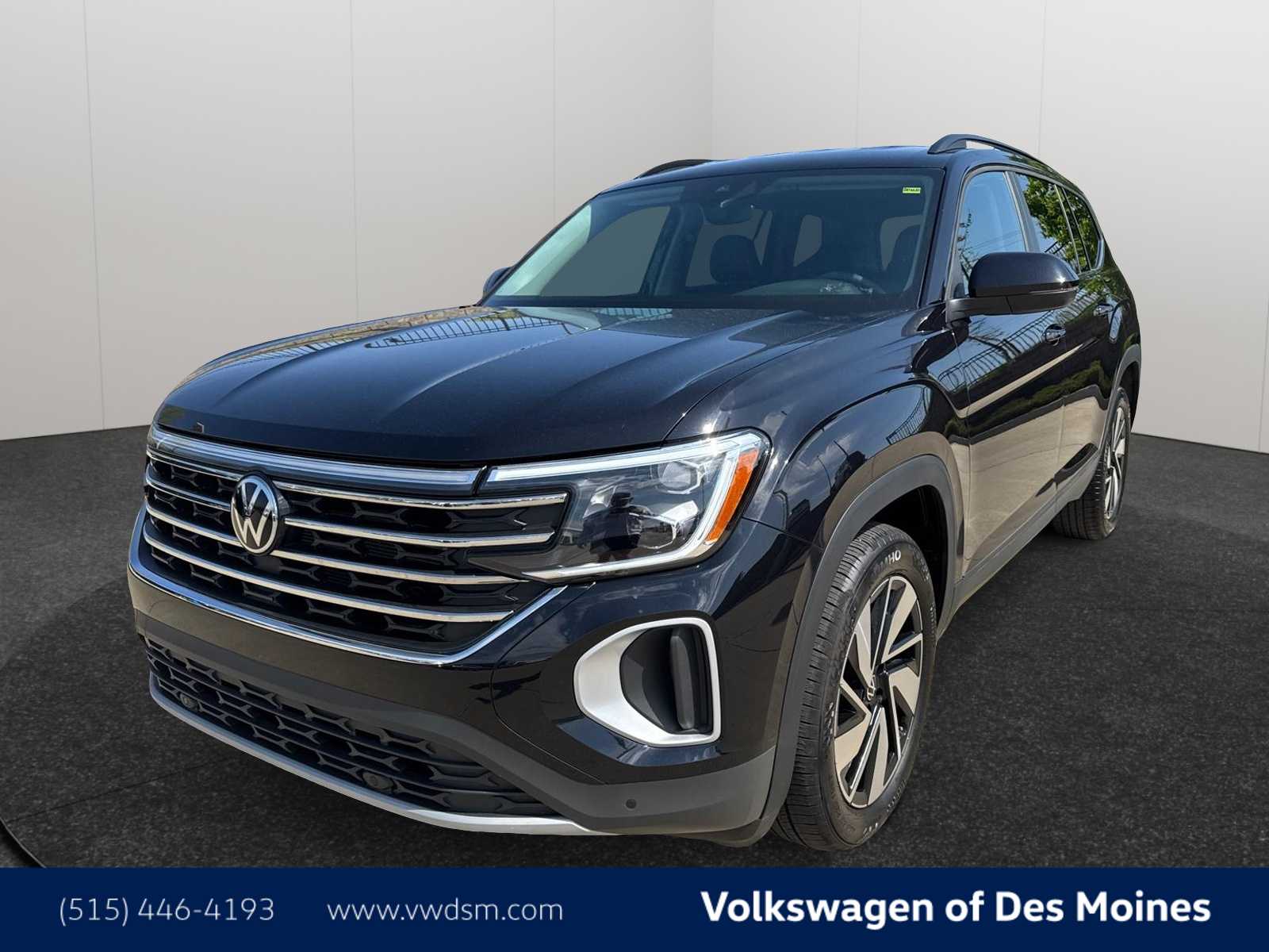 2025 Volkswagen Atlas SE -
                  Johnston, IA