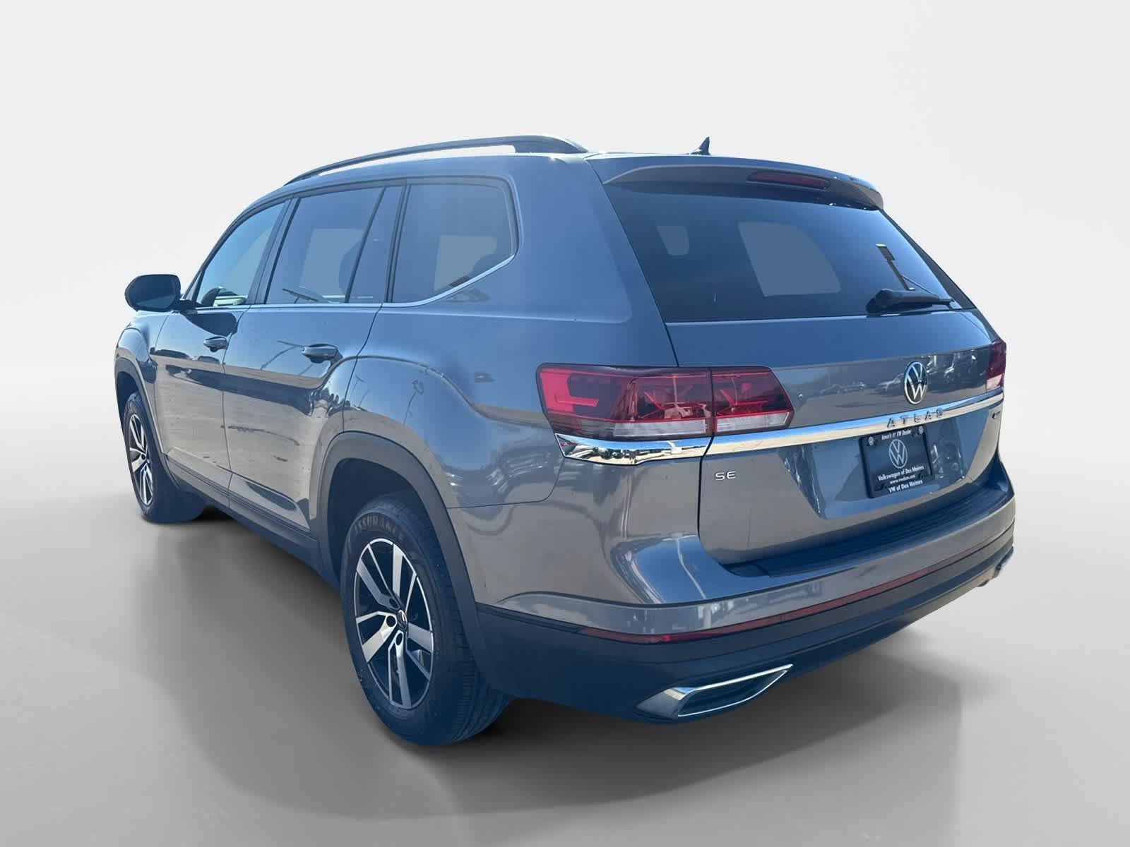 Thumbnail: 2023 Volkswagen Atlas - 4