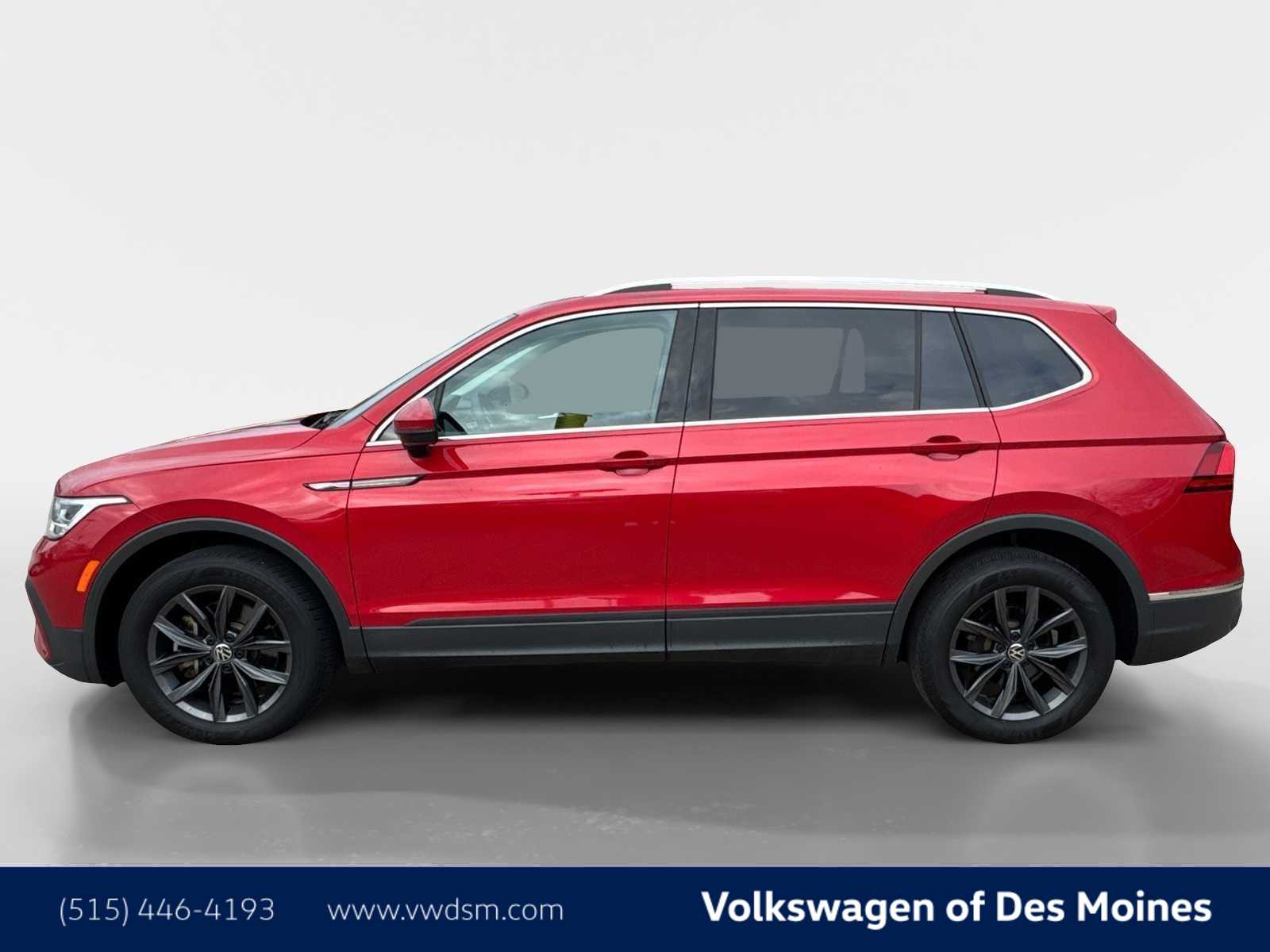 Thumbnail: 2022 Volkswagen Tiguan - 3
