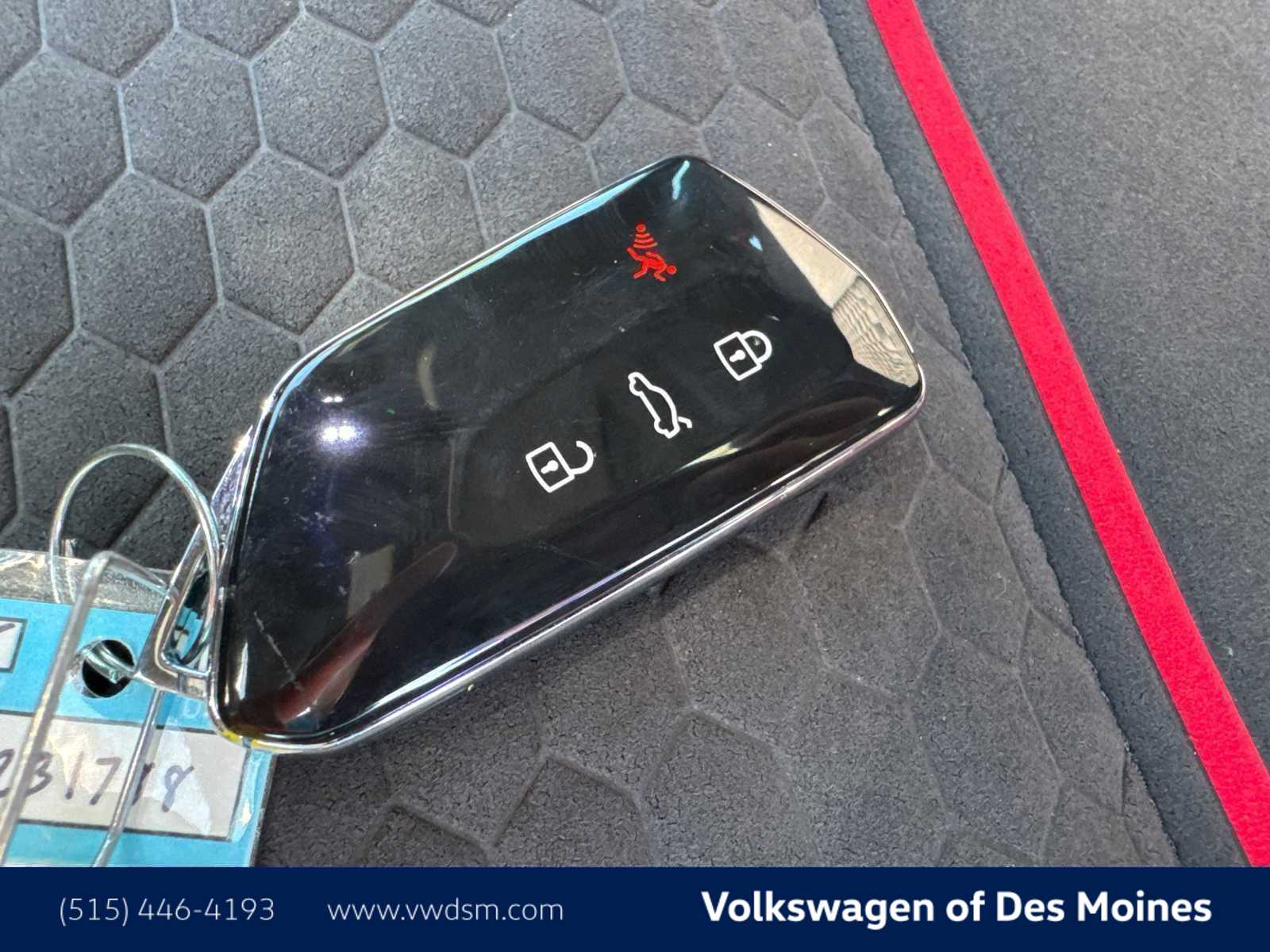 Thumbnail: 2025 Volkswagen Golf - 20