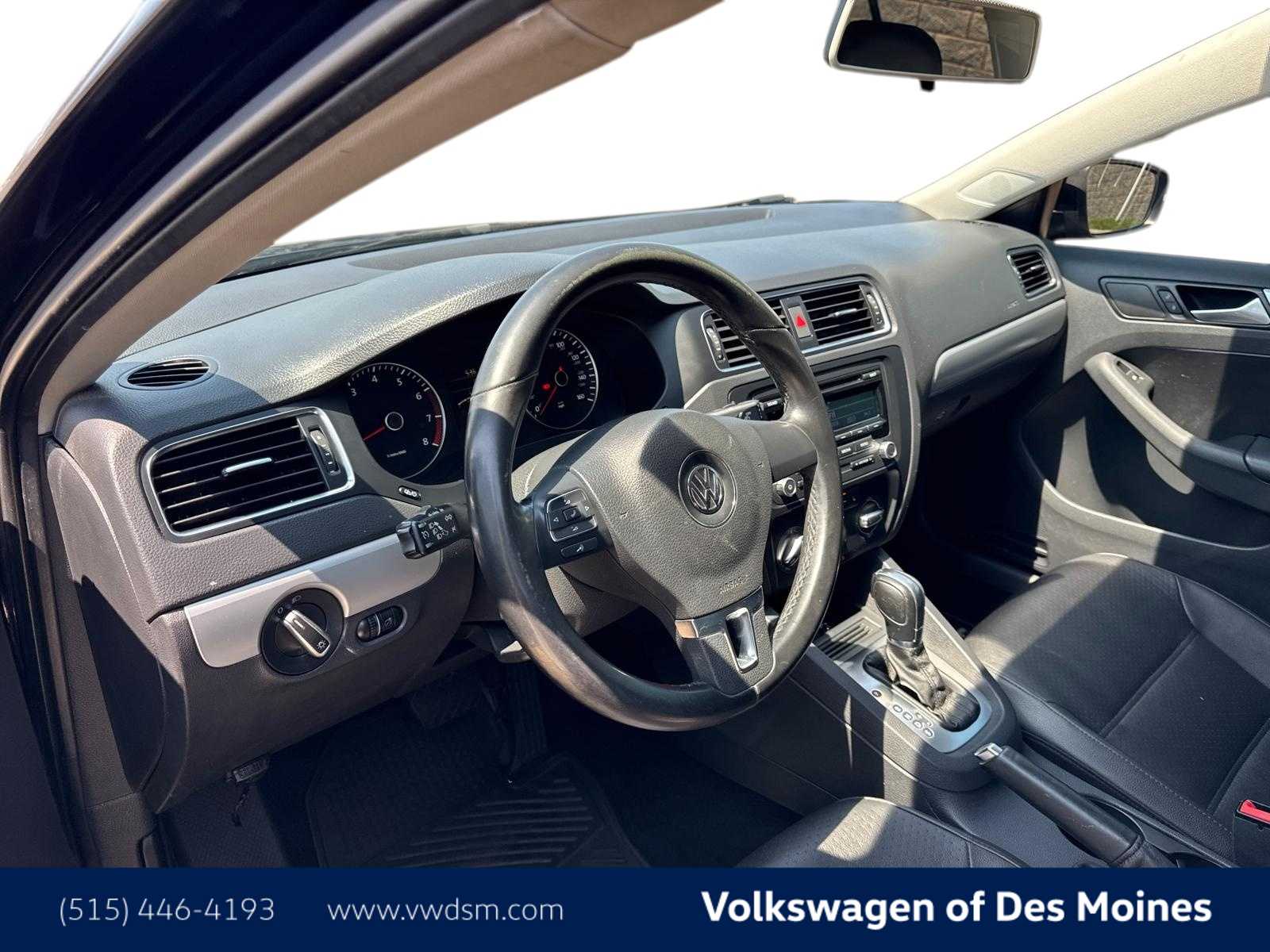 Thumbnail: 2014 Volkswagen Jetta - 2