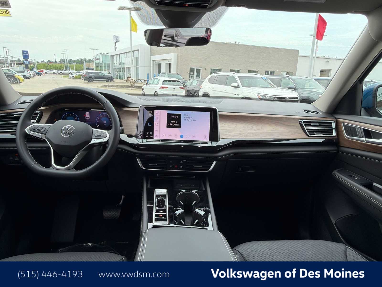Thumbnail: 2026 Volkswagen Atlas - 10