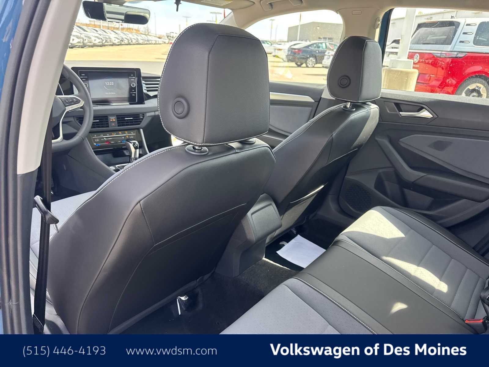Thumbnail: 2026 Volkswagen Jetta - 13