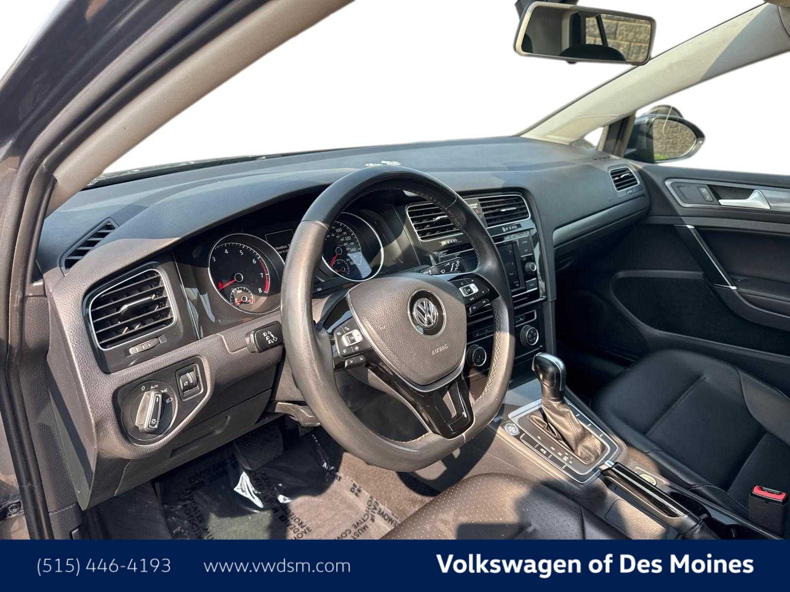 Thumbnail: 2020 Volkswagen Golf - 2